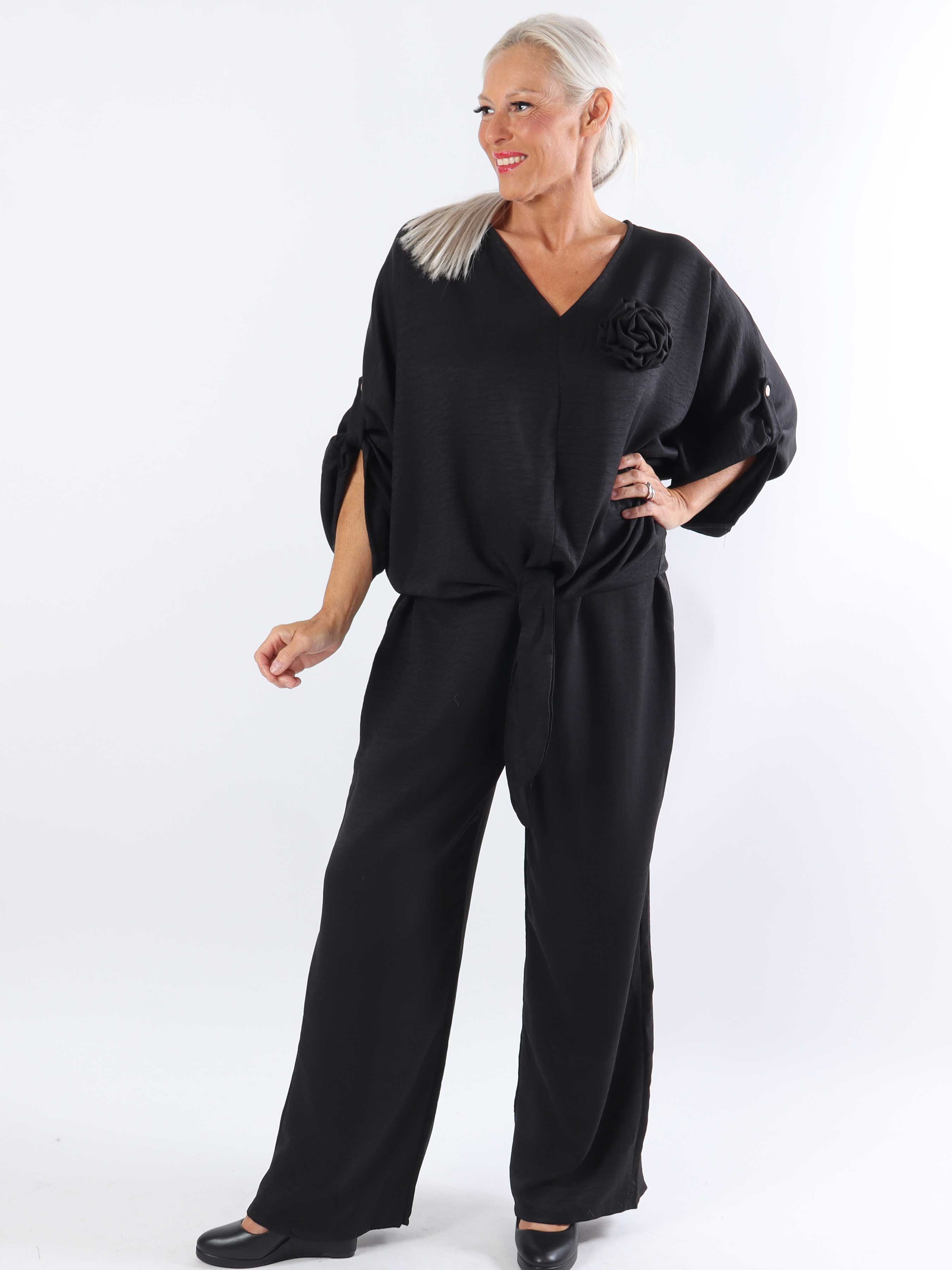 Bella - Sød plus size tunika med knude og aftagelig blomst