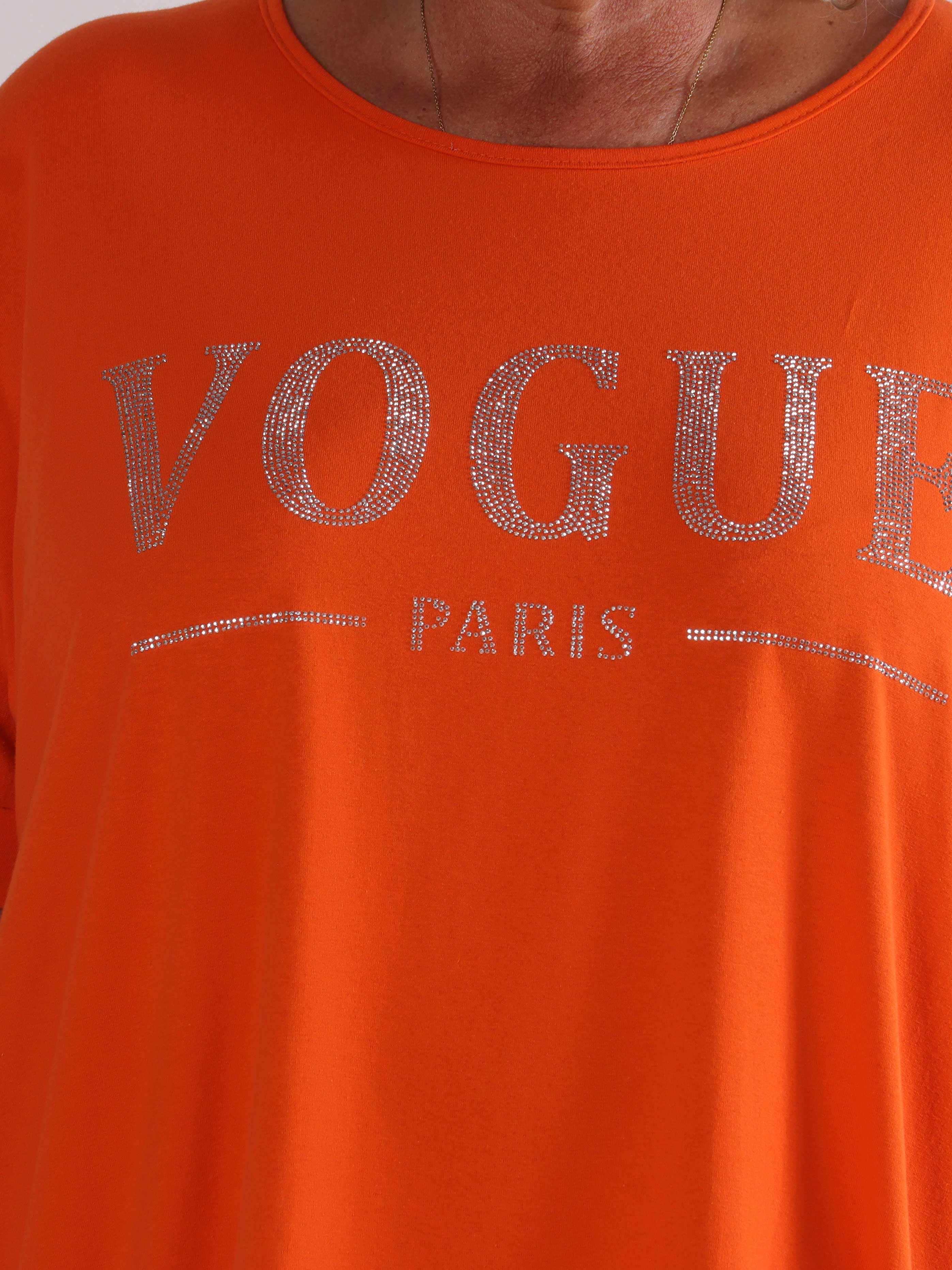Berna - Plus size t-shirtkjole i bomuld med lommer og glimtende “VOGUE”-detalje