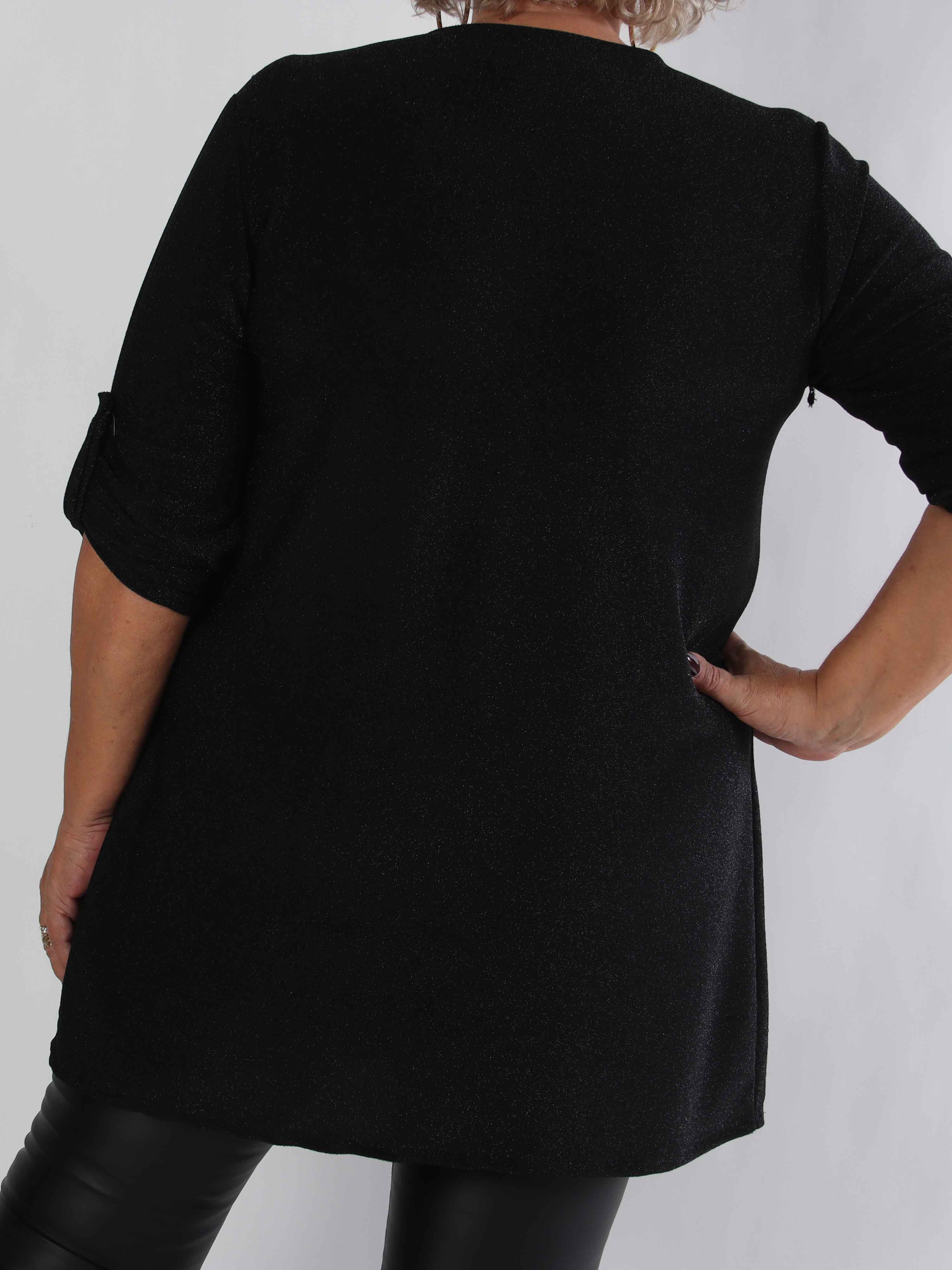 Betty - Sød glitrende plus size tunikakjole med guld broche