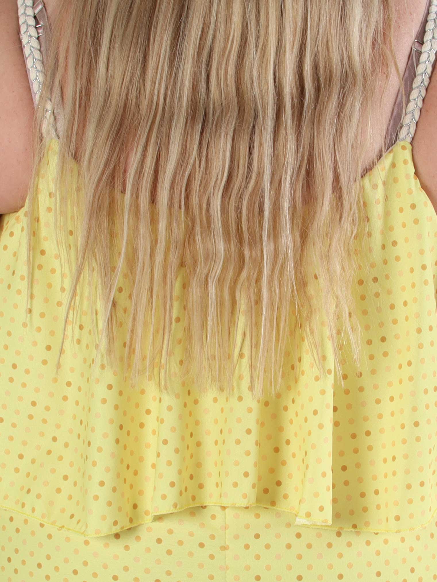 Blanca Dot Top - Prikket plus size top med flæsekant og flettede stropper