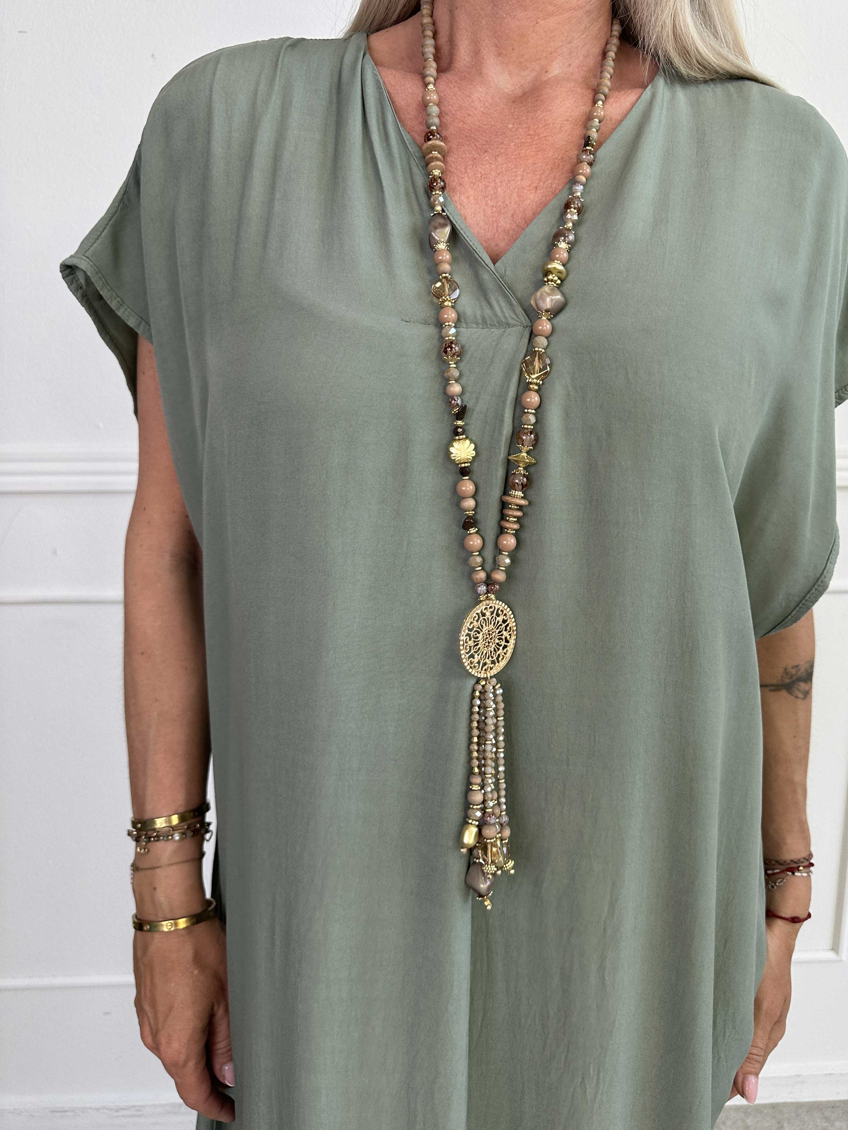 Briseis - Lang luftig kjole i viskose med v-udskæring