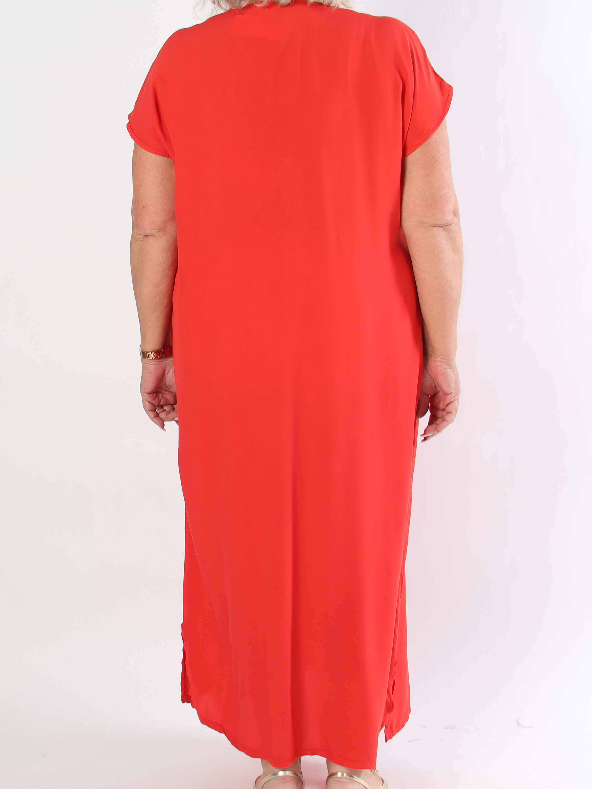 Briseis - Lang luftig plus size kjole i viskose med v-udskæring