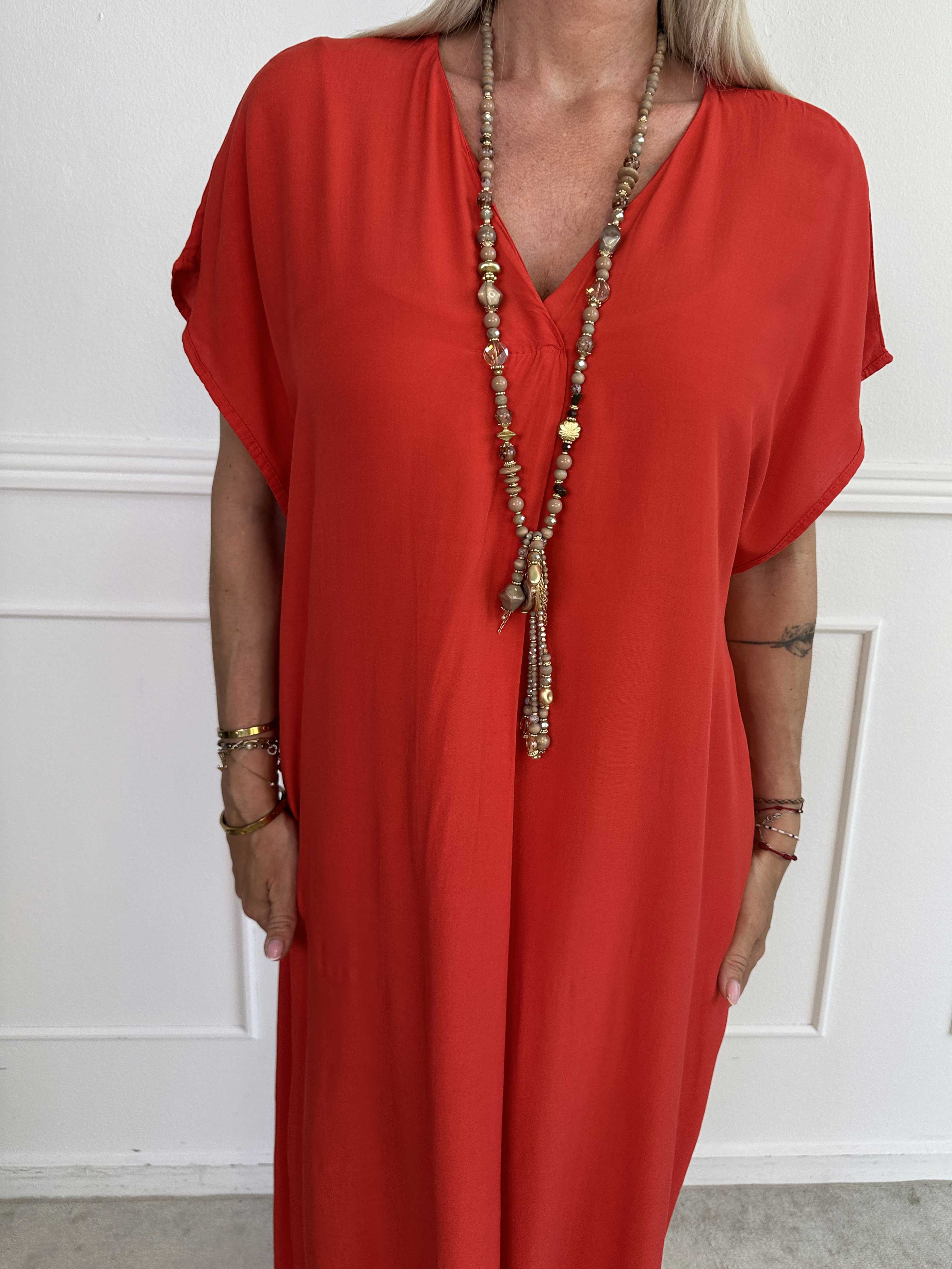 Briseis - Lang luftig kjole i viskose med v-udskæring