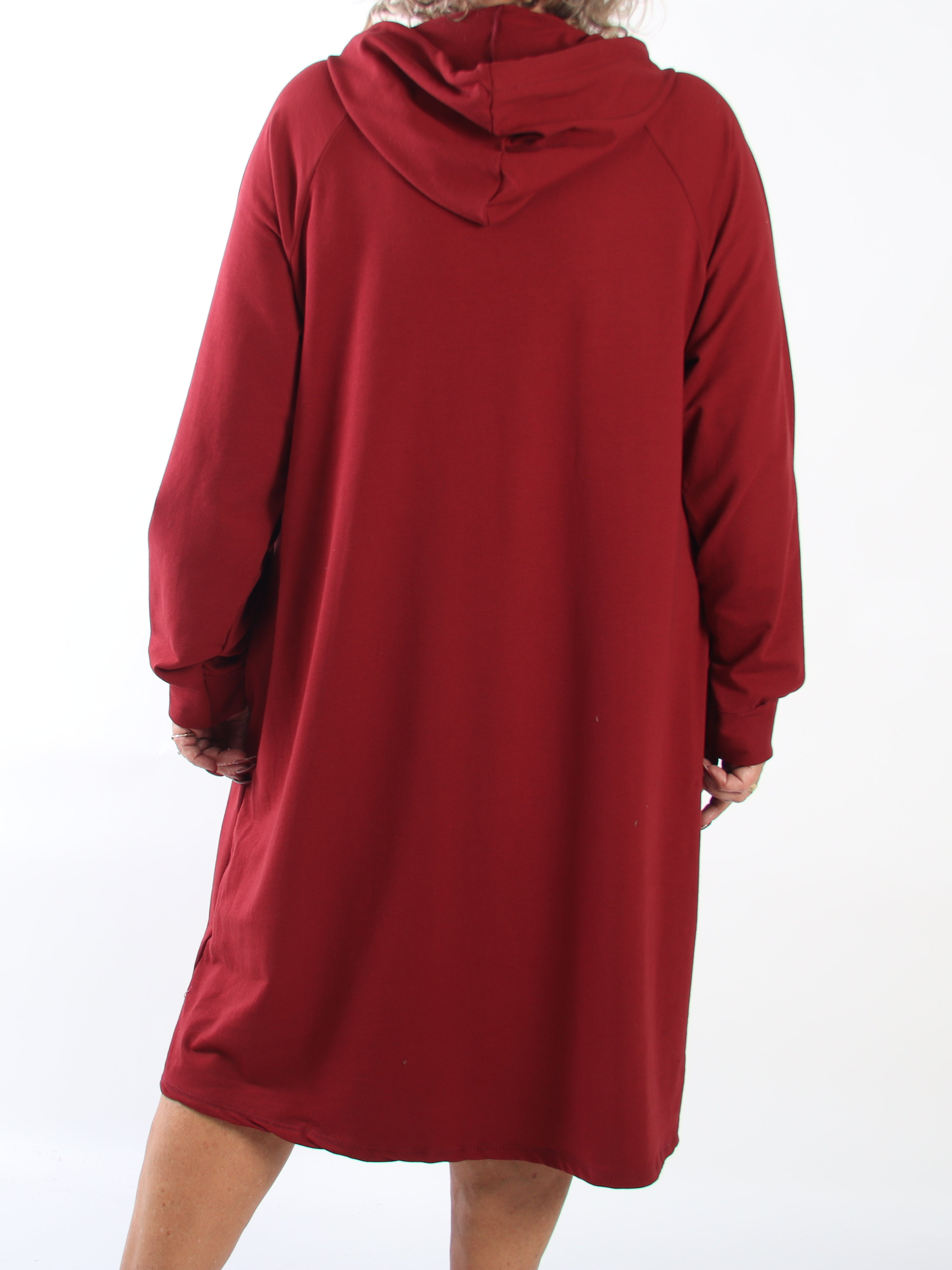 Brooklyn - Lang plus size hoodiekjole i blød bomuld med et cool BROOKLYN-print på brystet