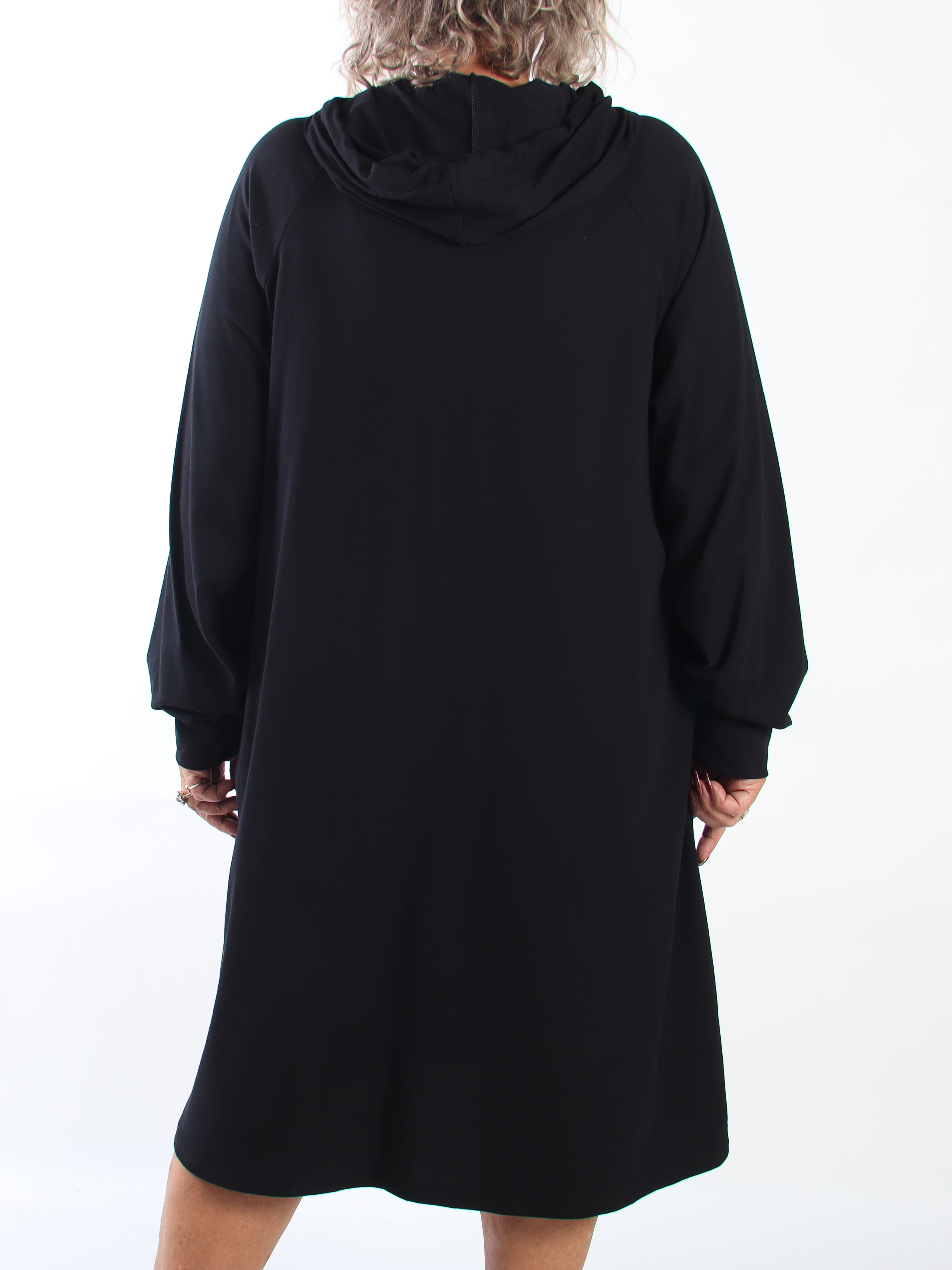 Brooklyn - Lang plus size hoodiekjole i blød bomuld med et cool BROOKLYN-print på brystet