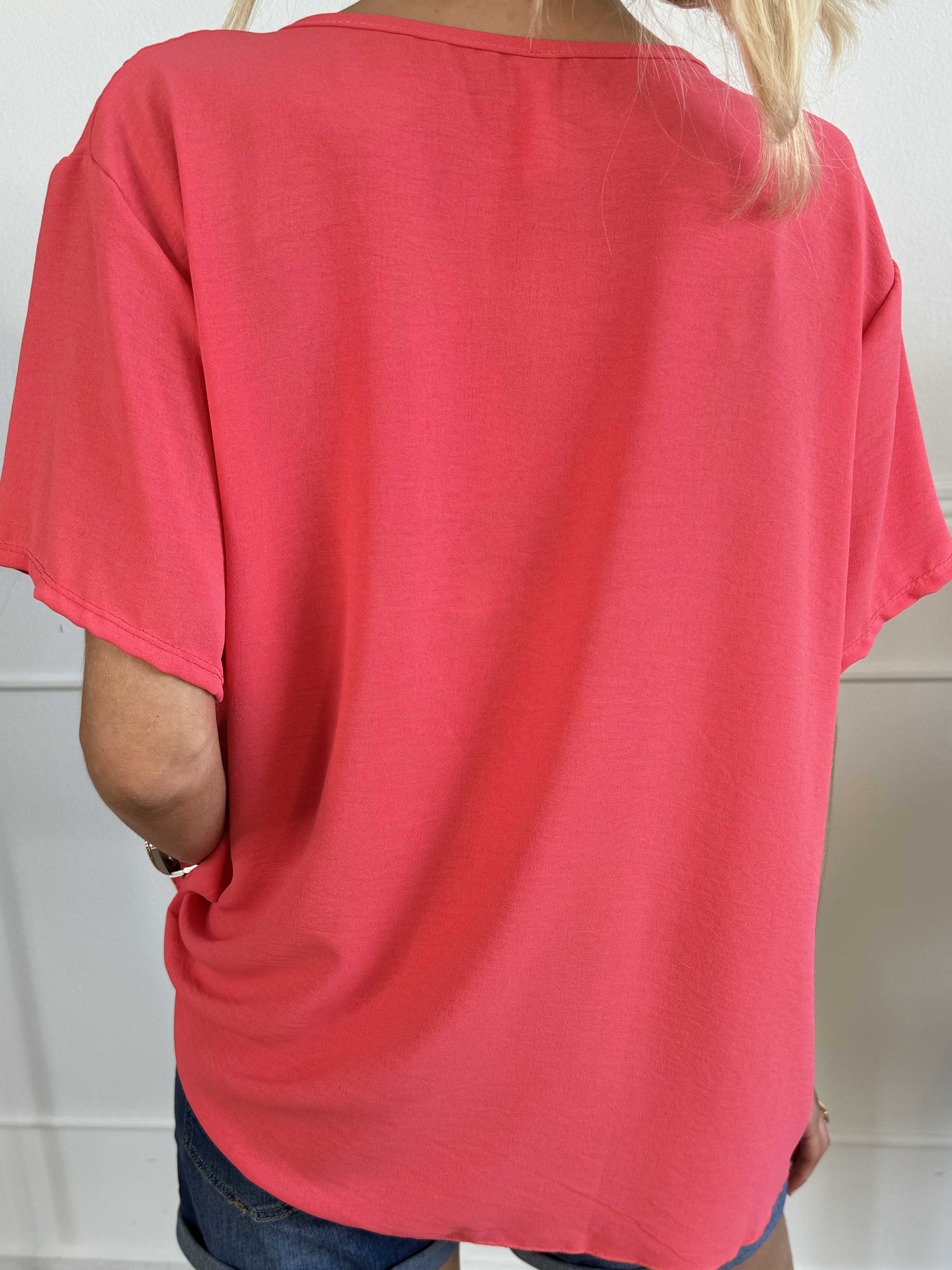 Camilia - Sød plisseret bluse med lille ærme