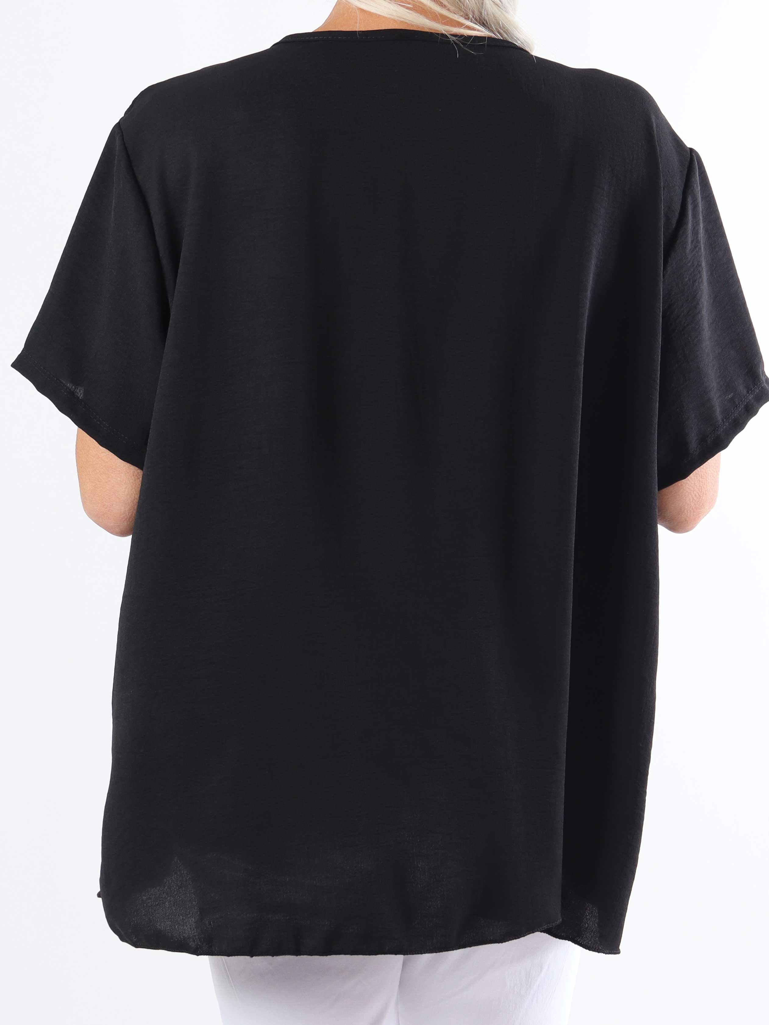 Camilia - Sød plisseret plus size bluse med lille ærme