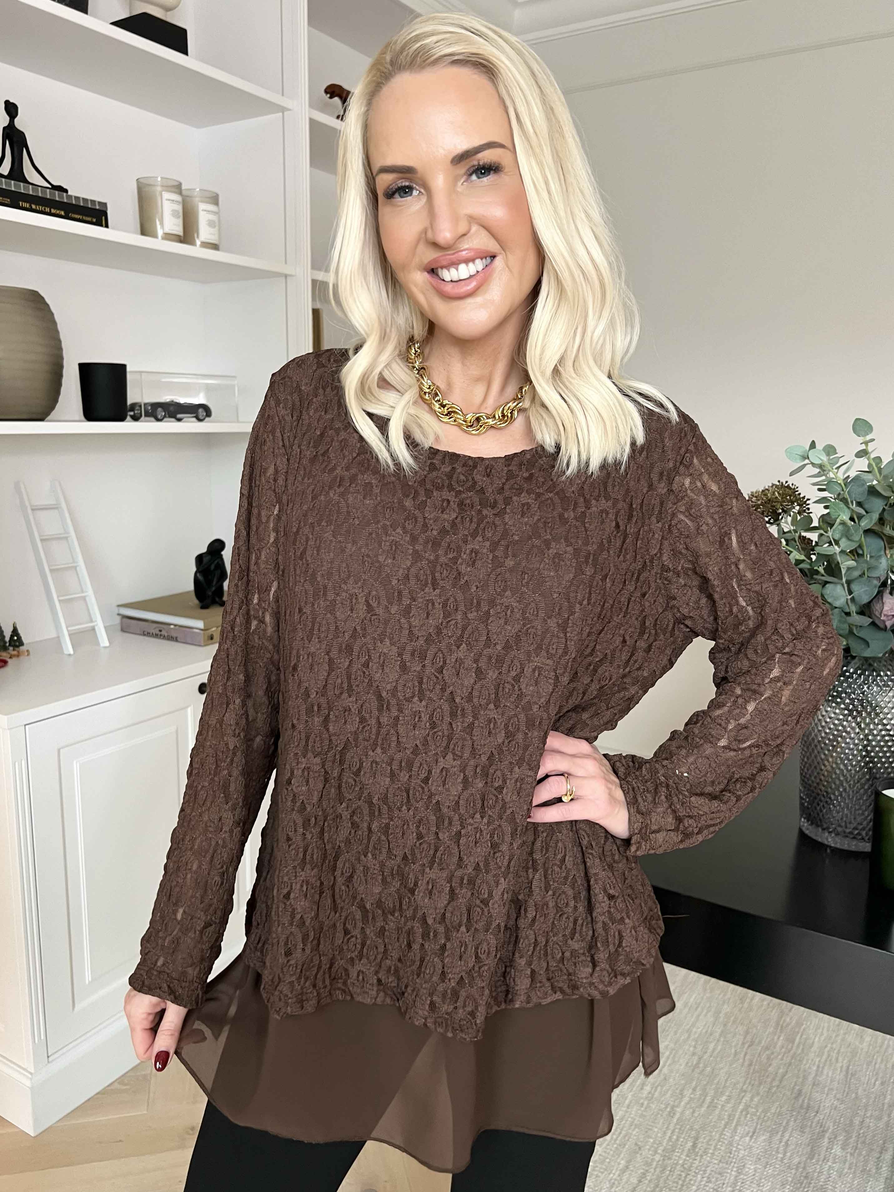 Candidas - Sød blondetunika med chiffonlag