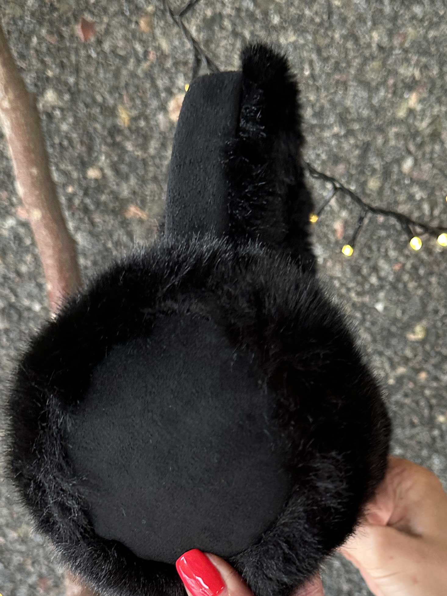 Carlita - Ørevarmere i ruskindslook med blød faux fur