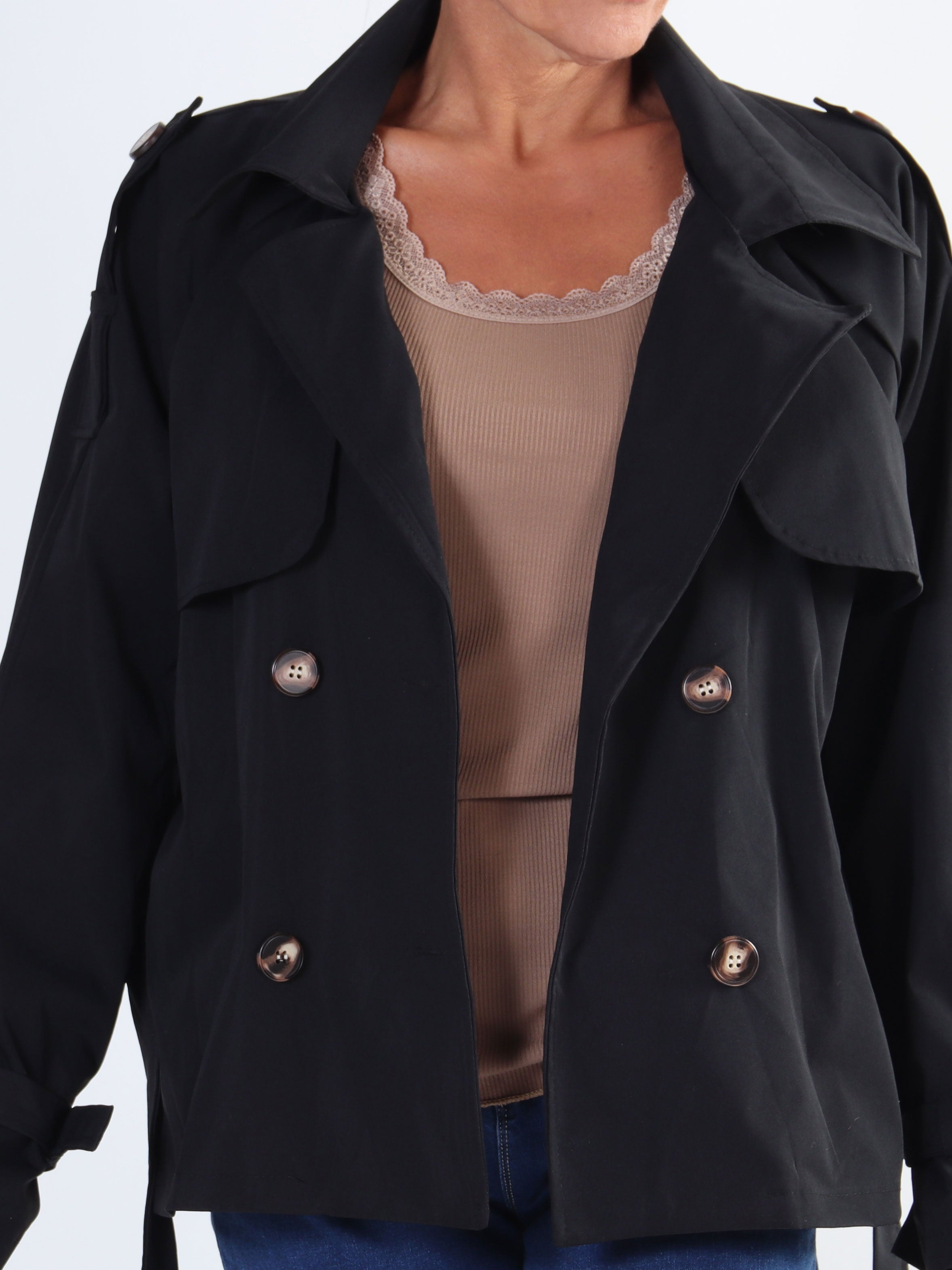 Carmen - Kort trench coat med knapper