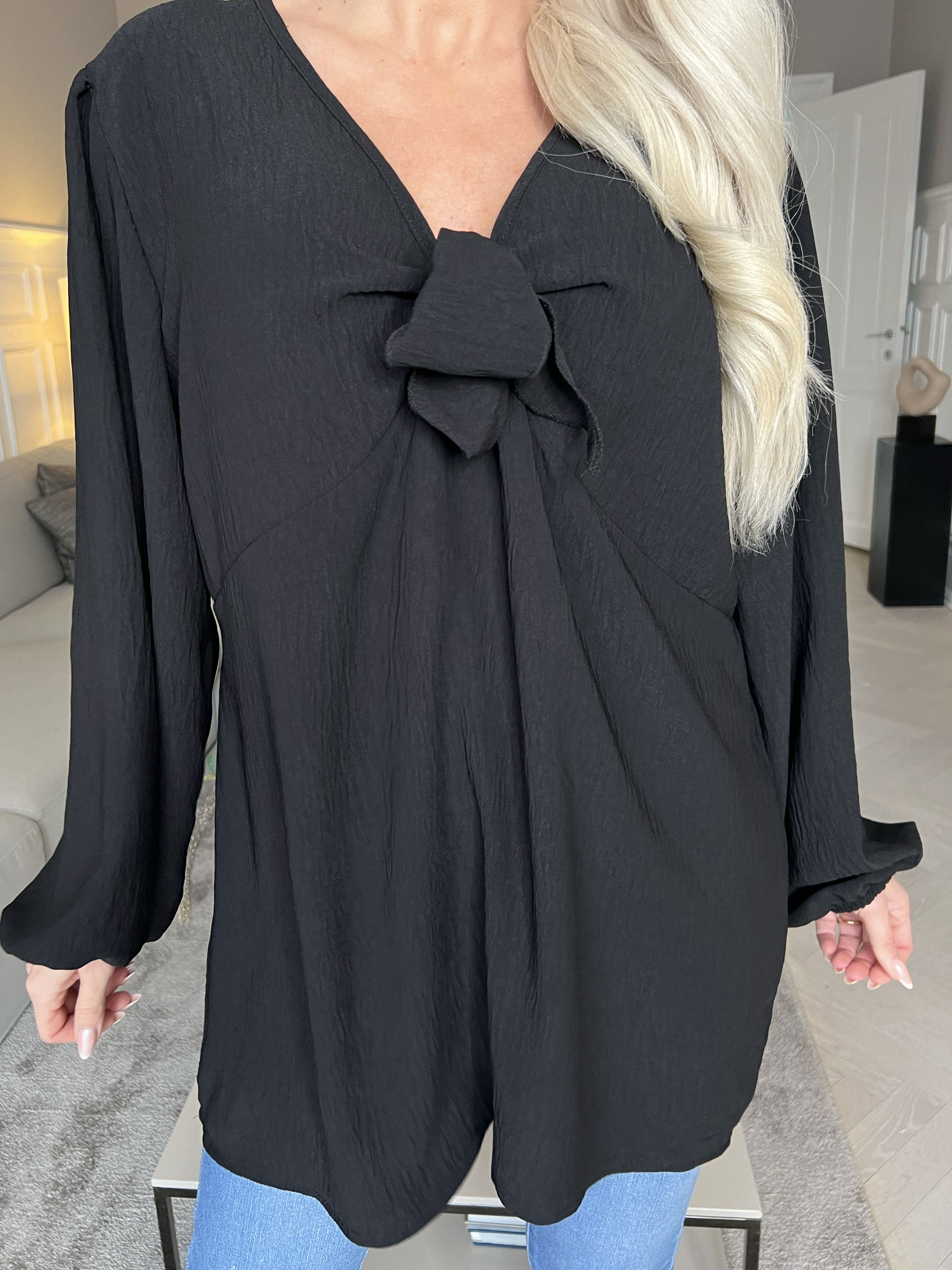 Cassandra - Sød tunika med sløjfe ved brystet