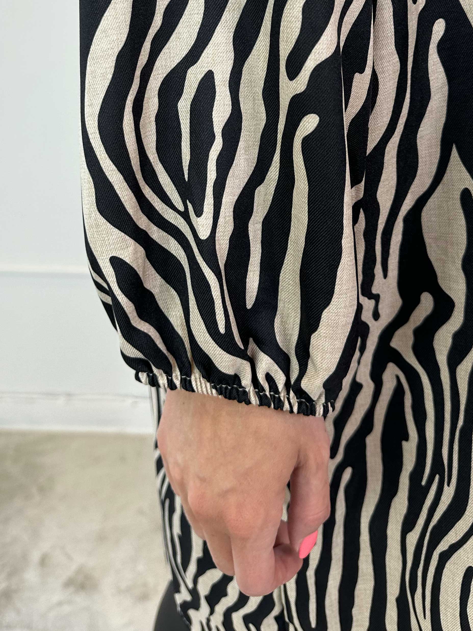 Cassia Animal - Tunikakjole med flæser ved brystet