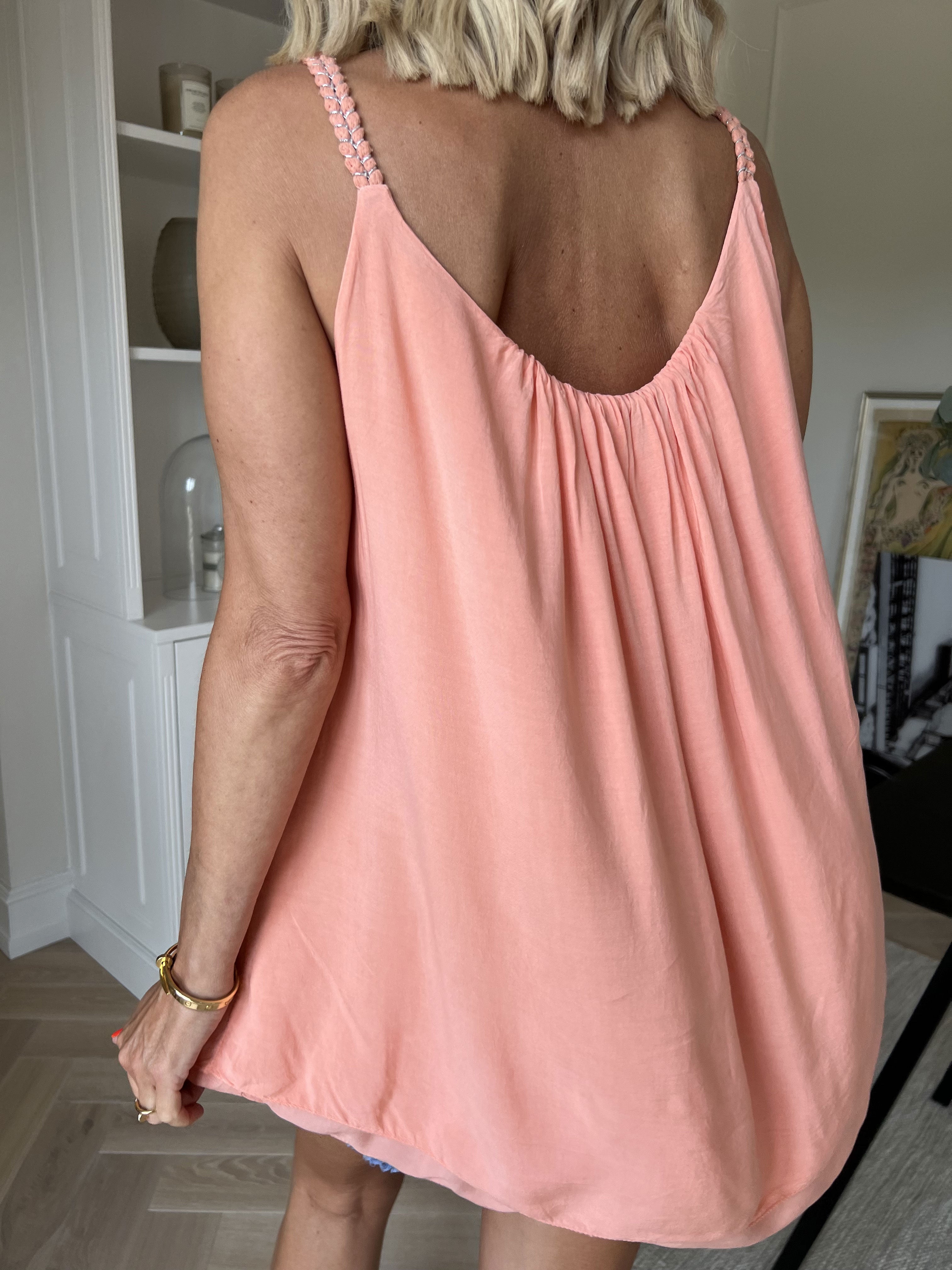 Chalkis Top - Top i blød viskose med flettet stropper