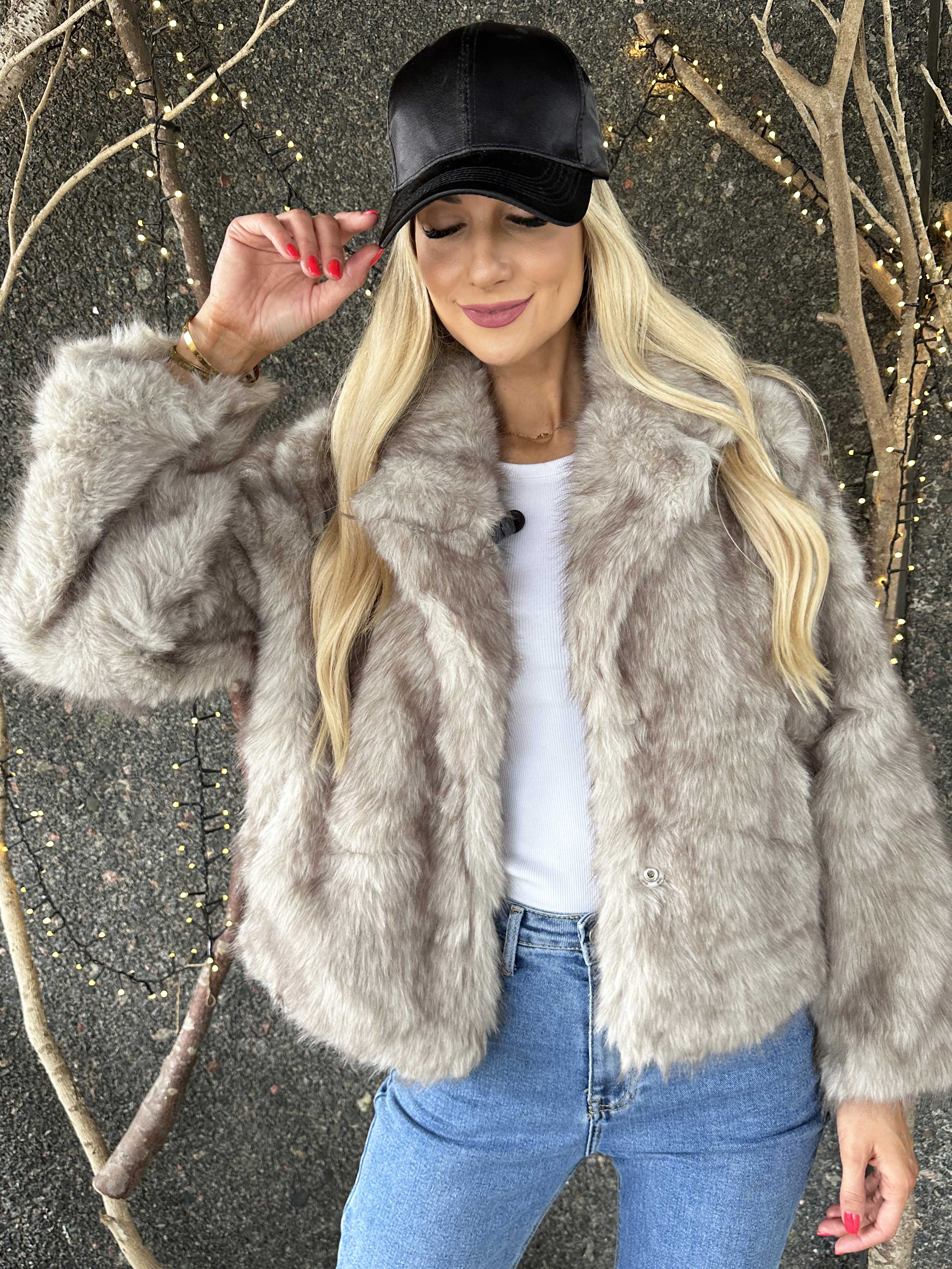 Charlene - Kort blød faux fur jakke