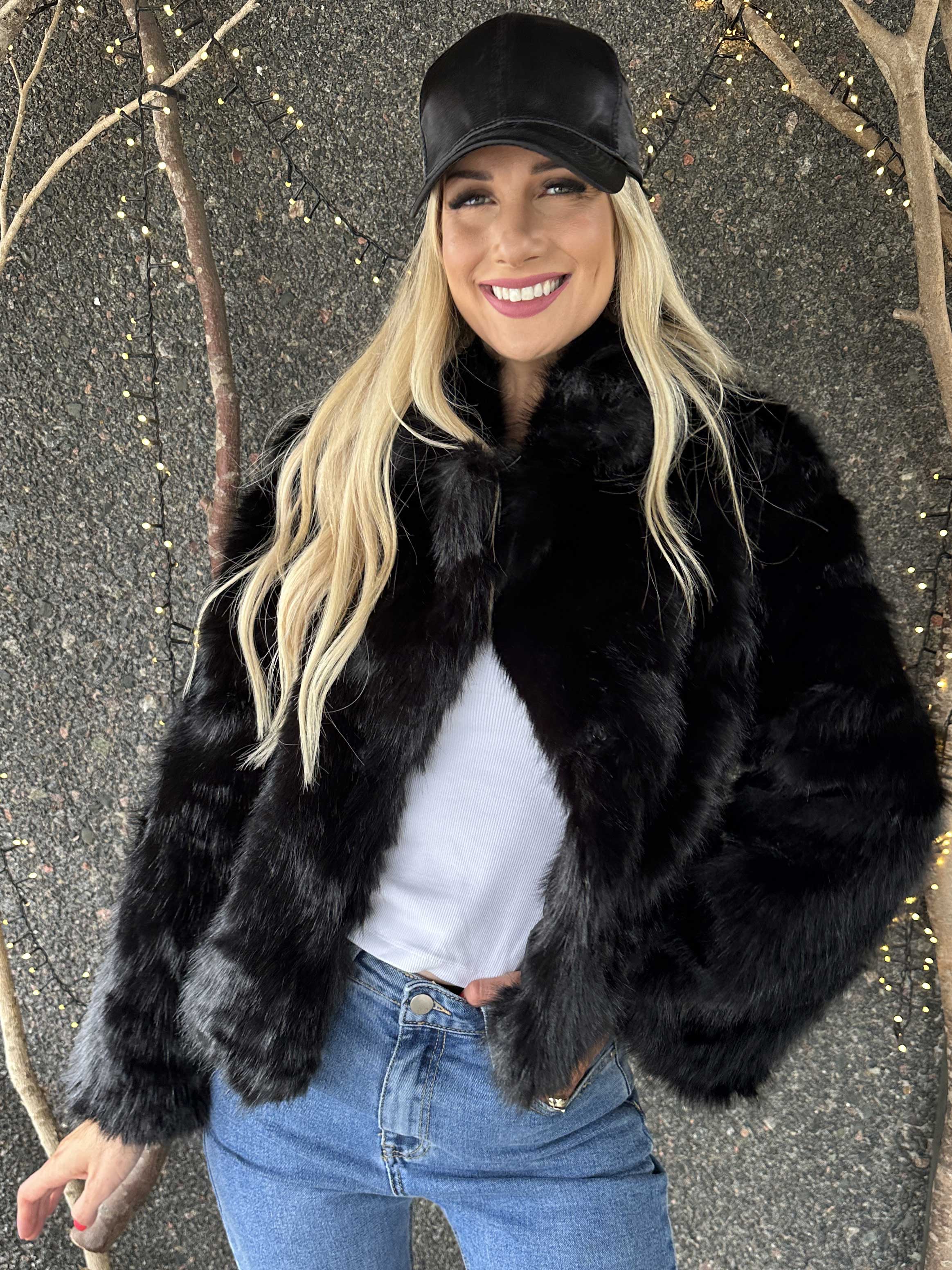 Charlene - Kort blød faux fur jakke
