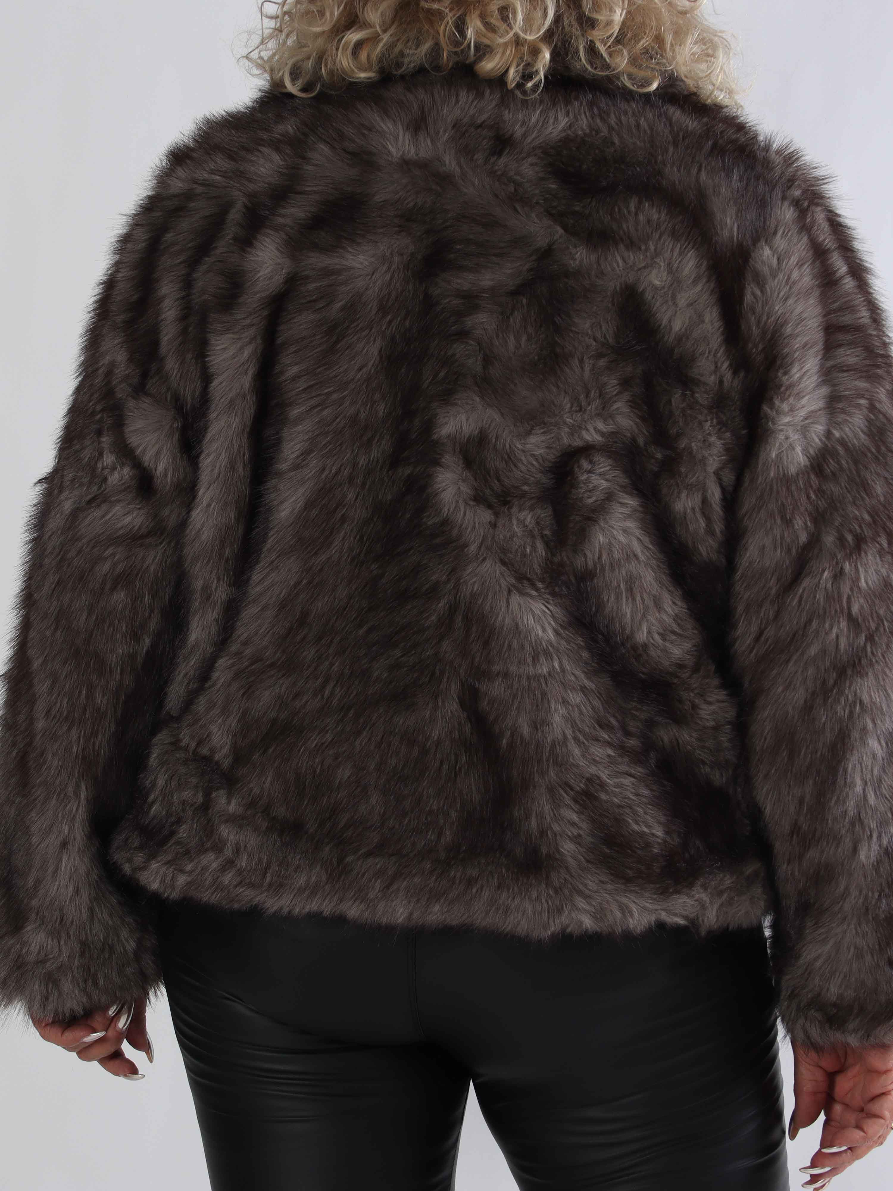 Charlene - Kort blød faux fur jakke