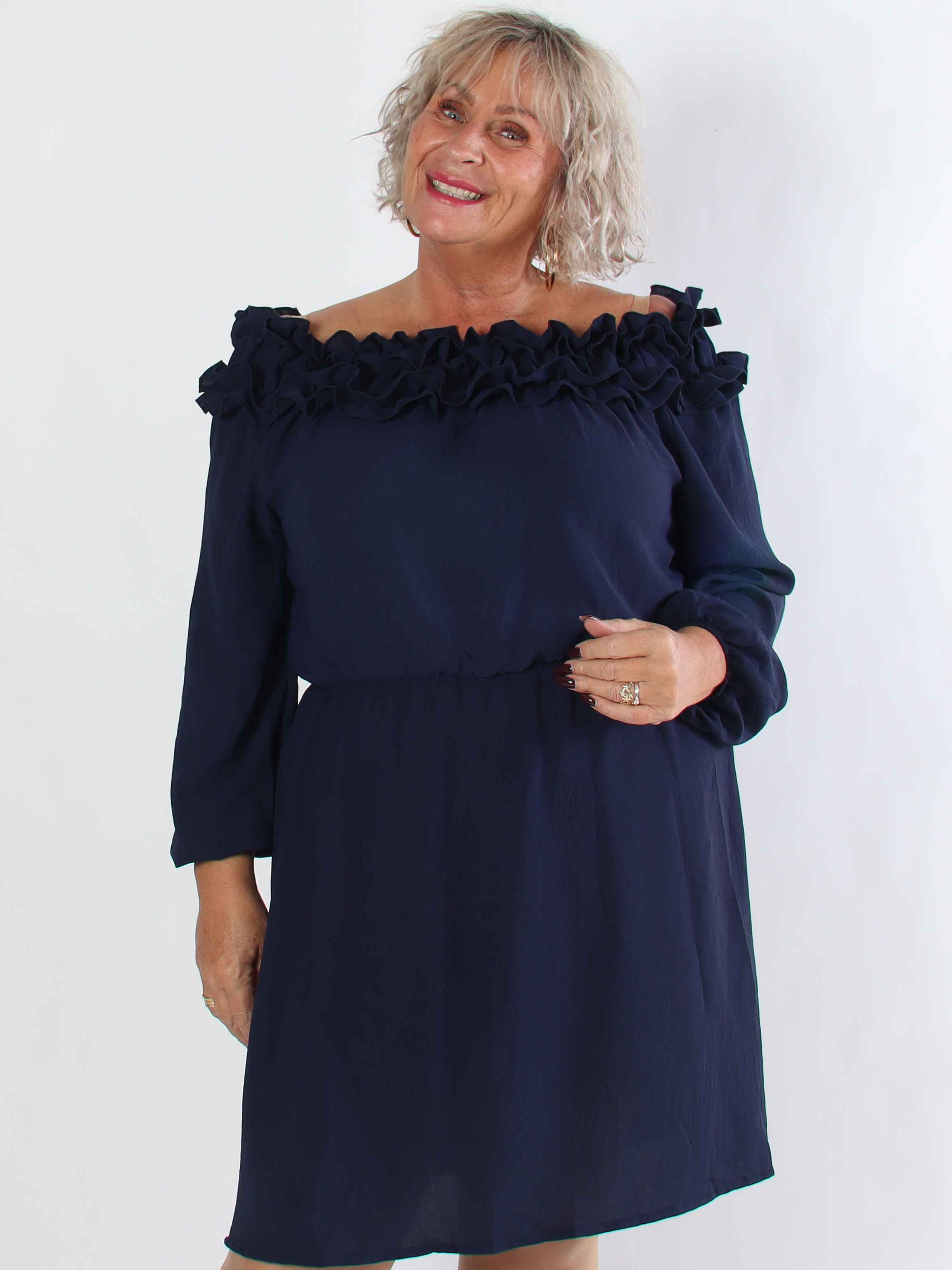 Chili Fitted Dress - Plus size kjole med flæsekant og elastik i taljen