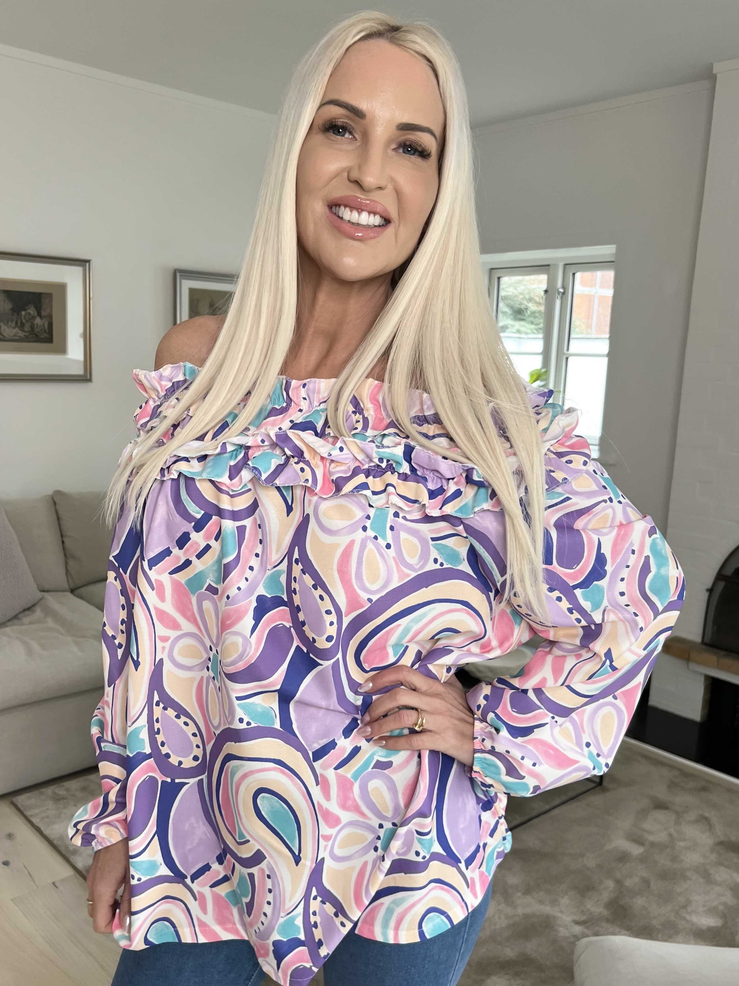 Chili Pattern - Langærmet mønstret tunika med flæser