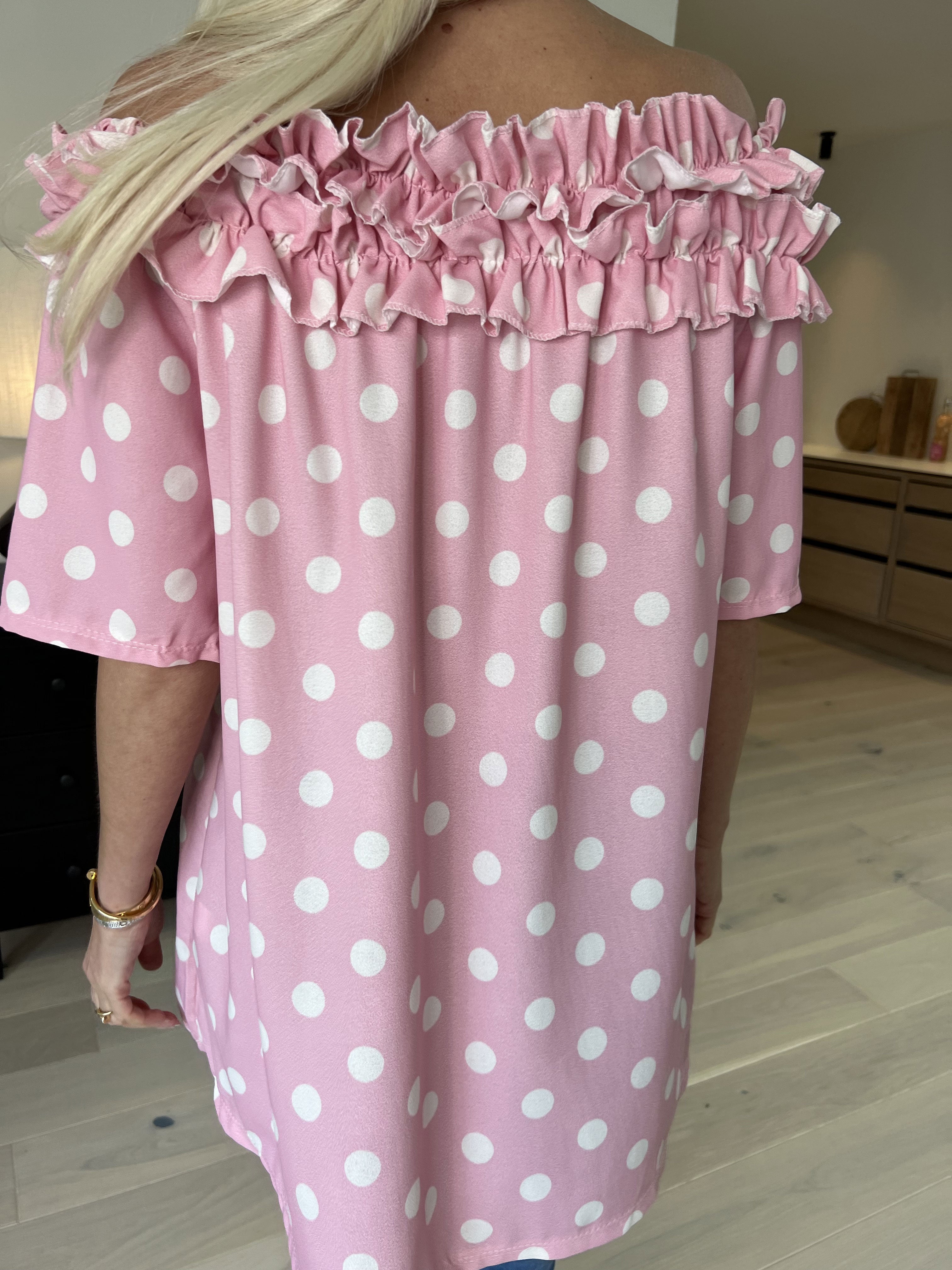 Chili Sleeveless Dot - Tunika med prikker og flæser