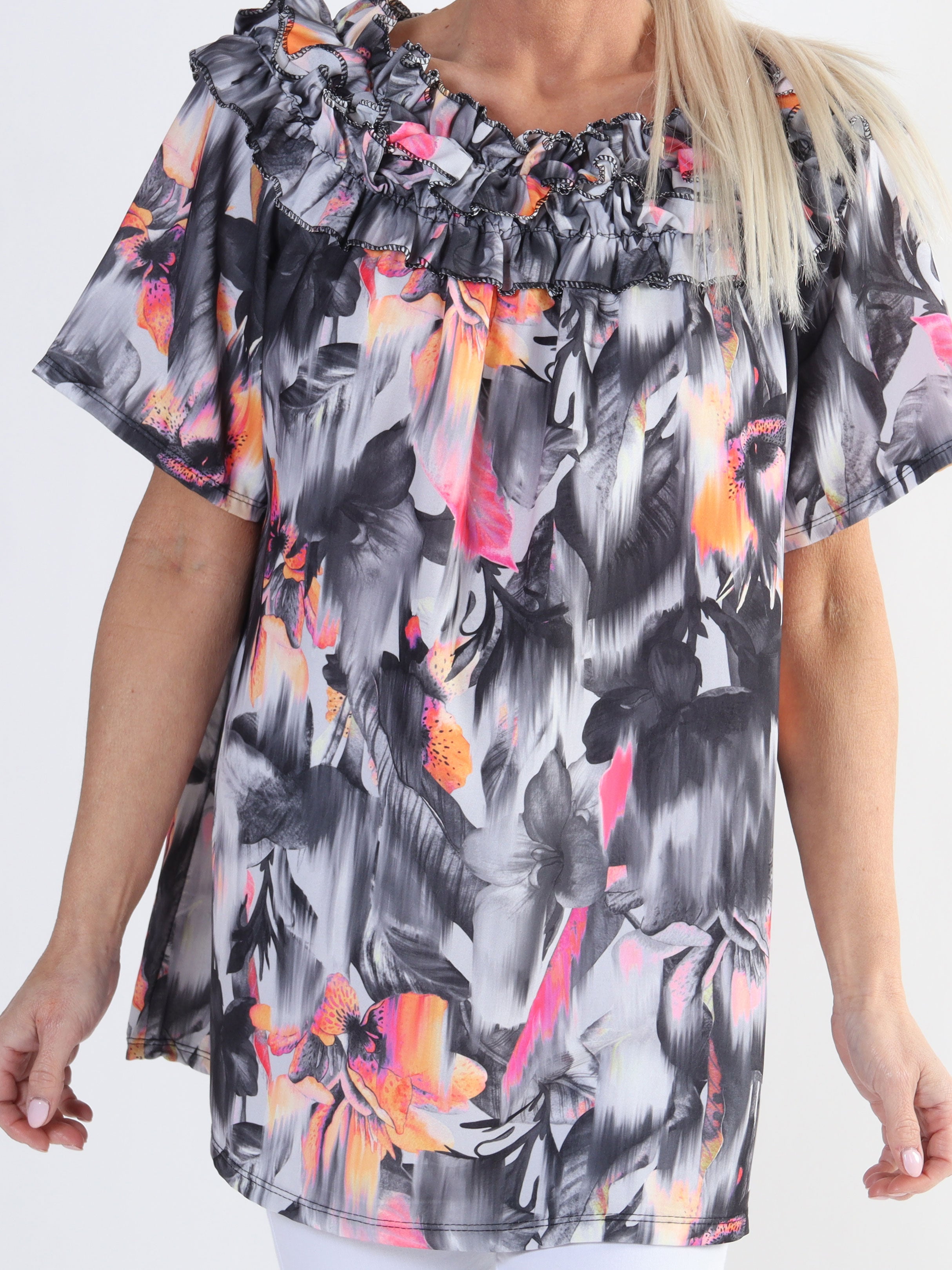 Chili Sleeveless Hawaii - Blomstret plus size tunika med flæser