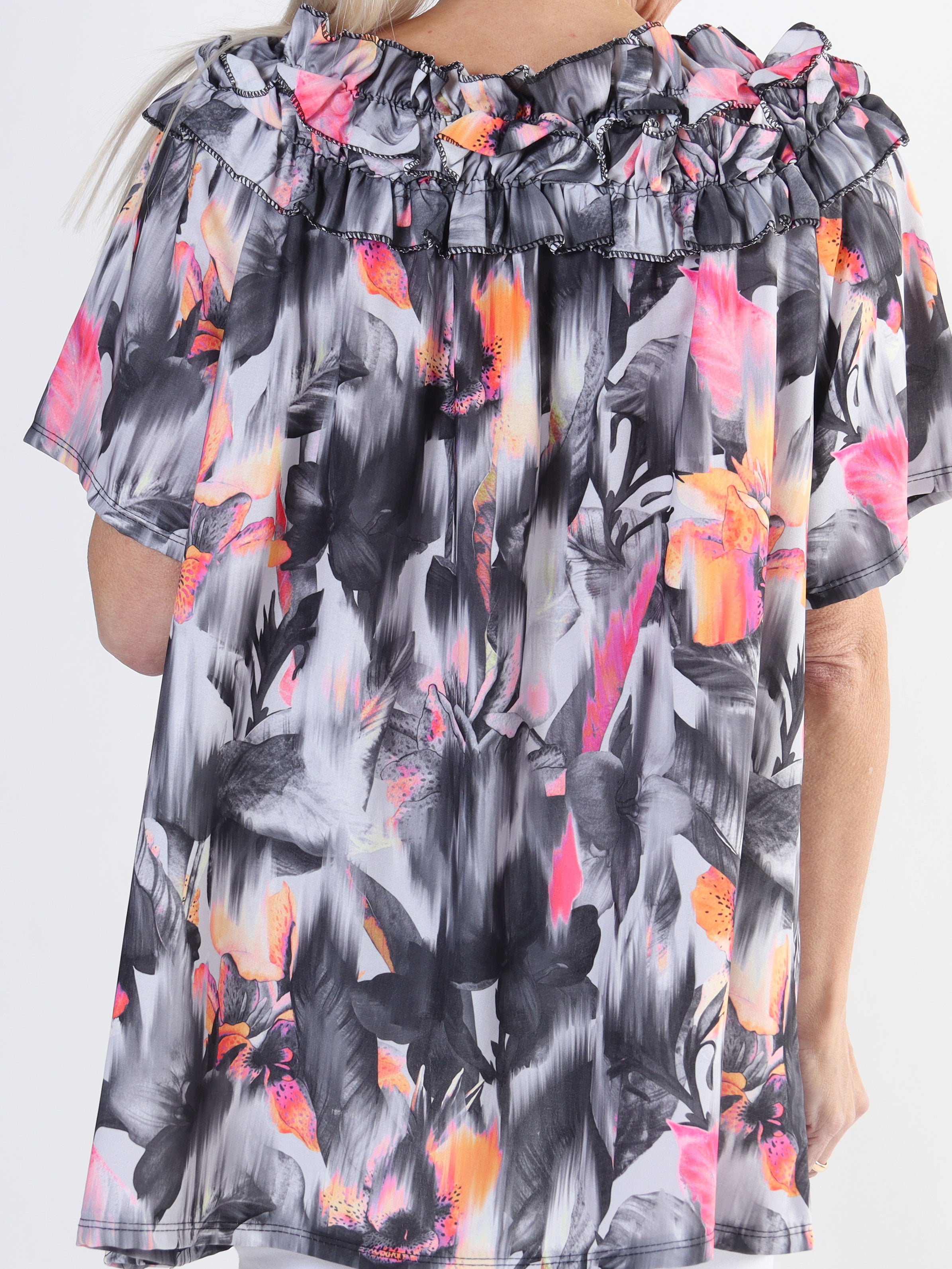 Chili Sleeveless Hawaii - Blomstret plus size tunika med flæser