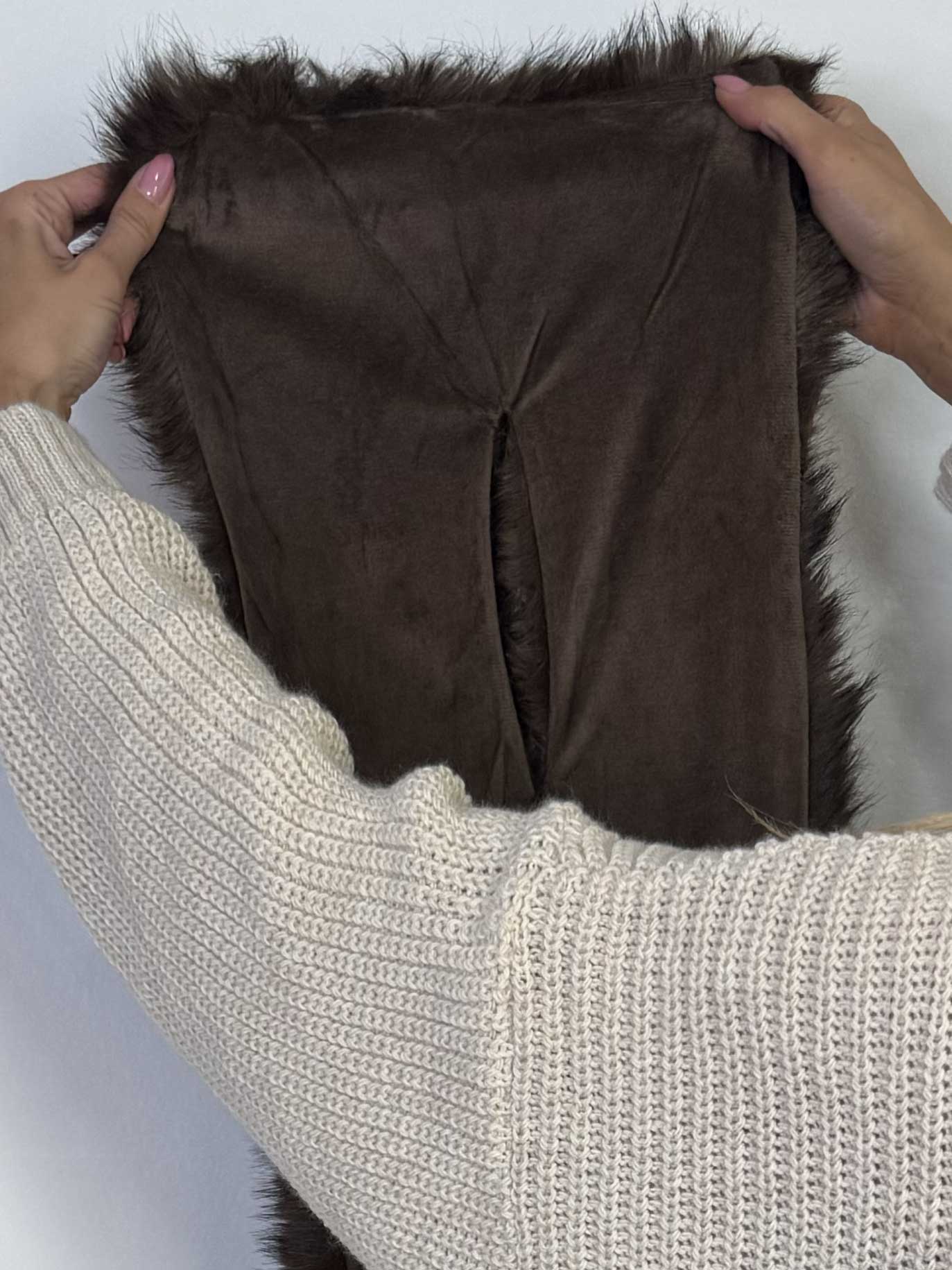 Cilke - Tørklæde i fake fur