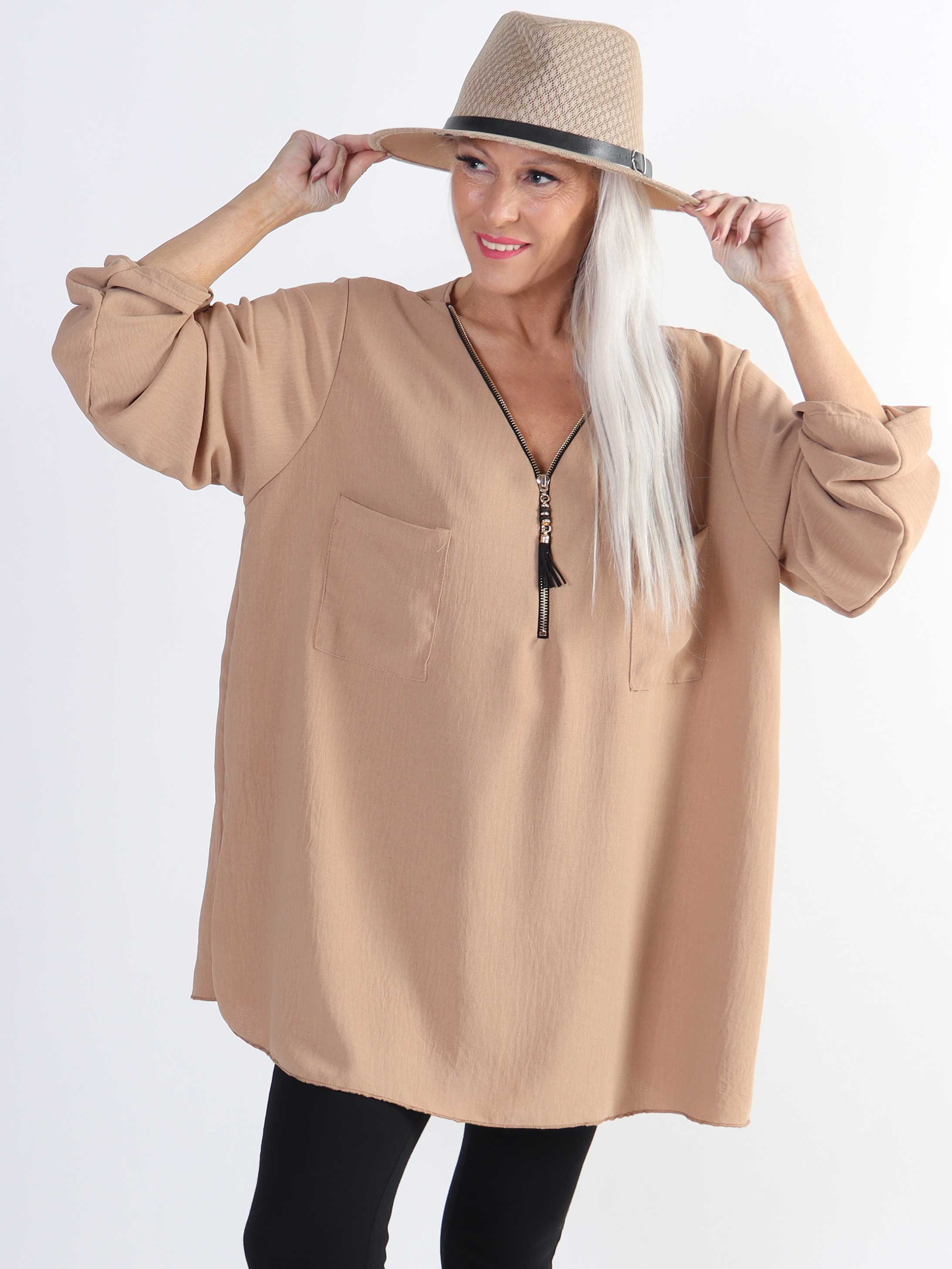 Claudia - Ensfarvet plus size tunika med lynlås