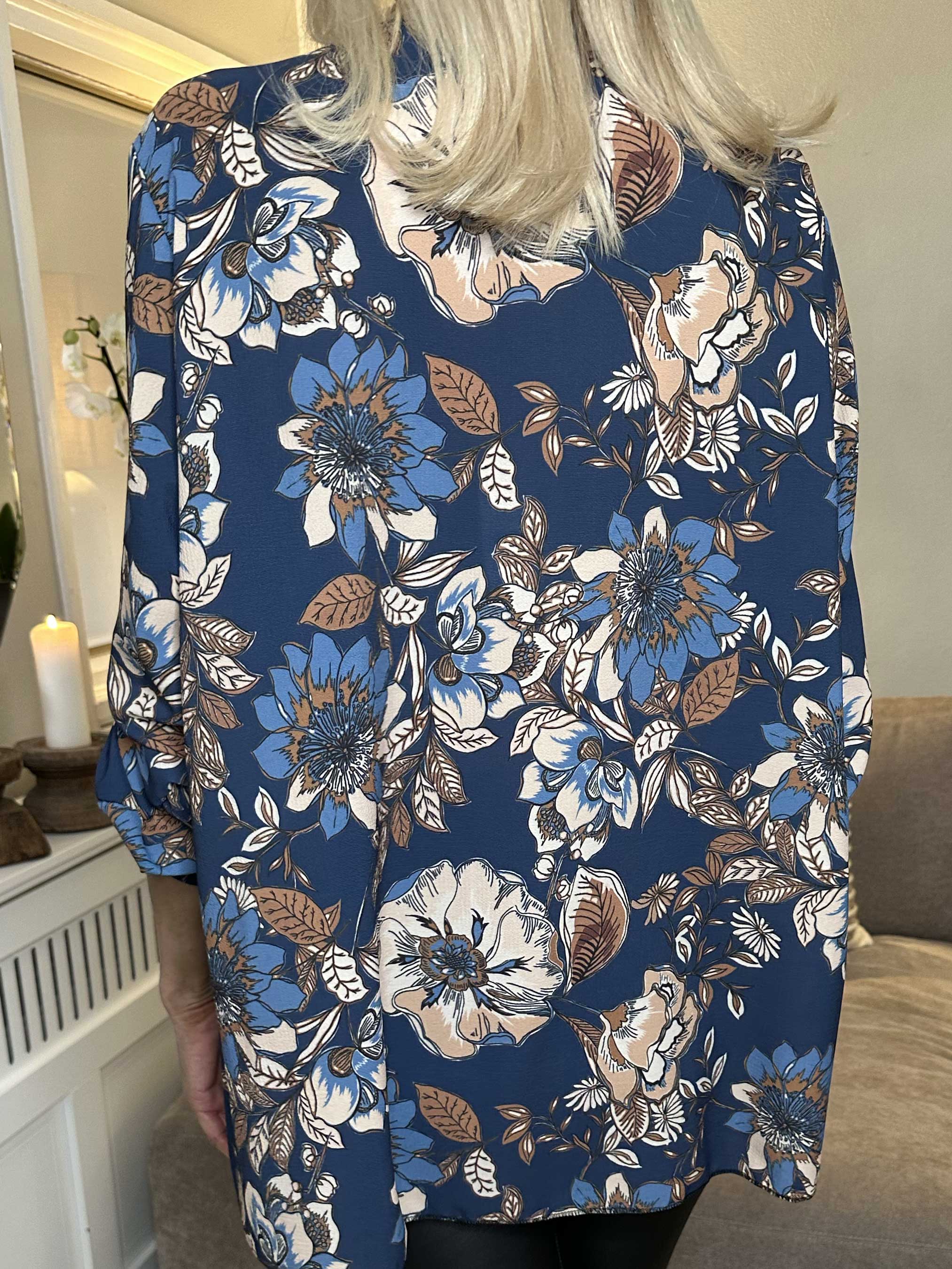 Claudia Flower - Tunika med blomsterprint og lynlås