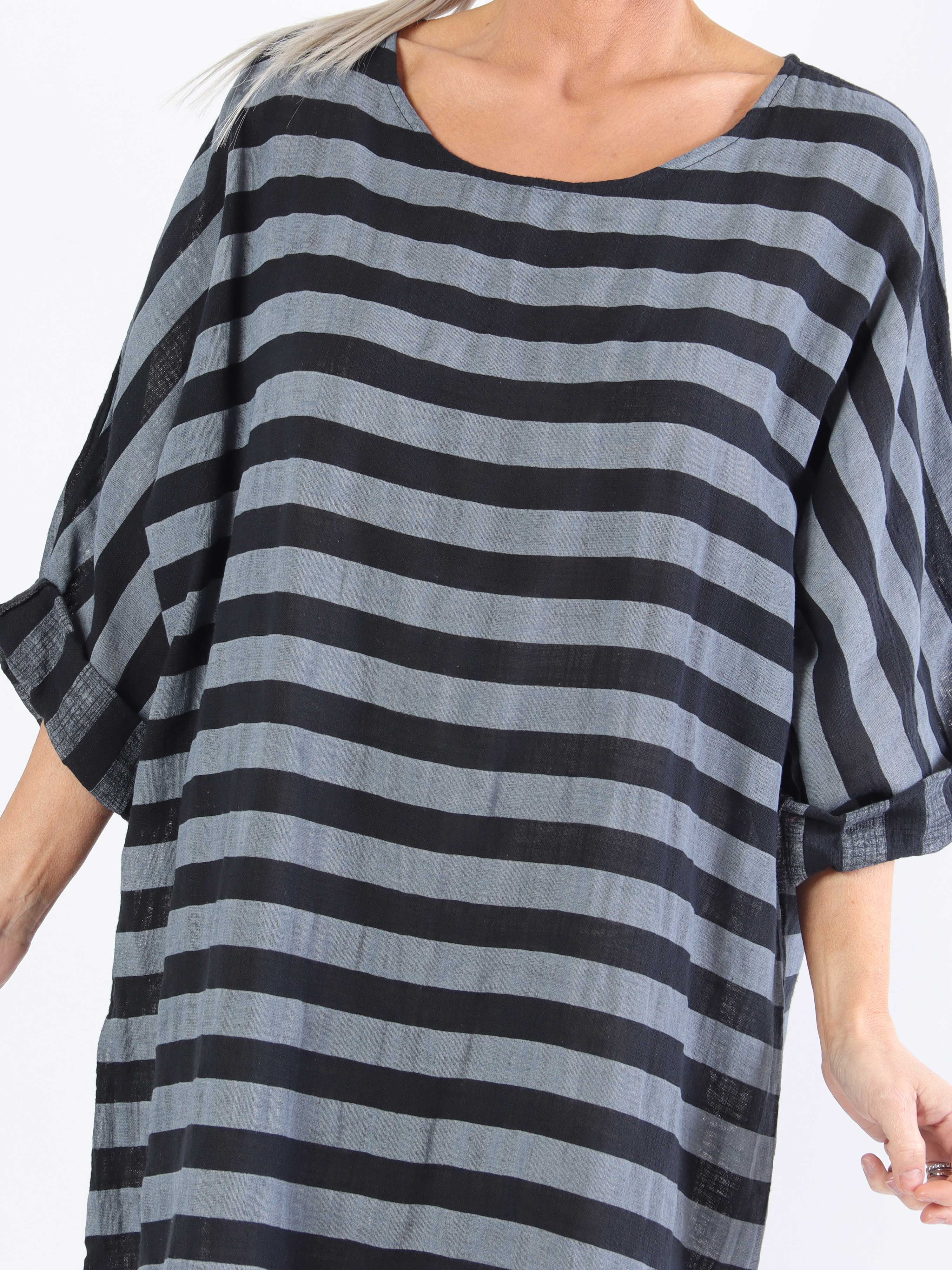 Claudine - Sød plussize stribet bomuldskjole