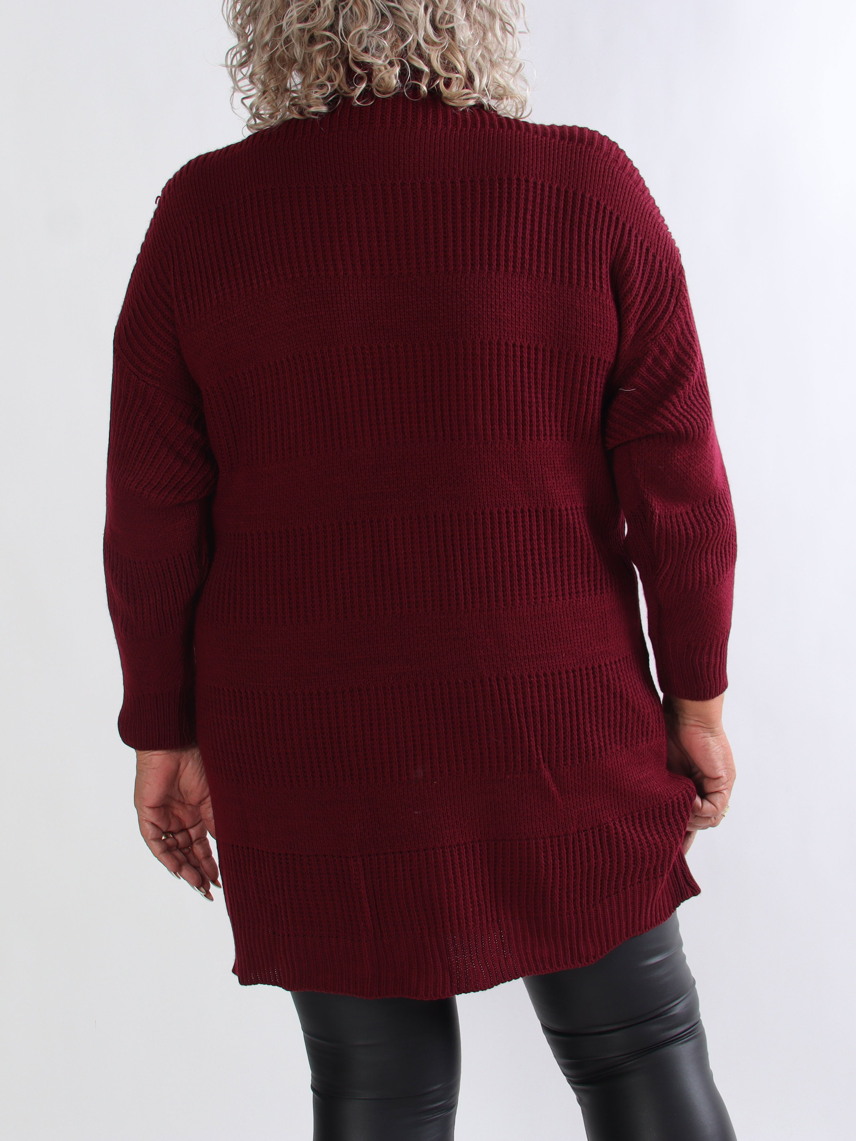 Dagmar - Plus size strikkjole med rullekrave