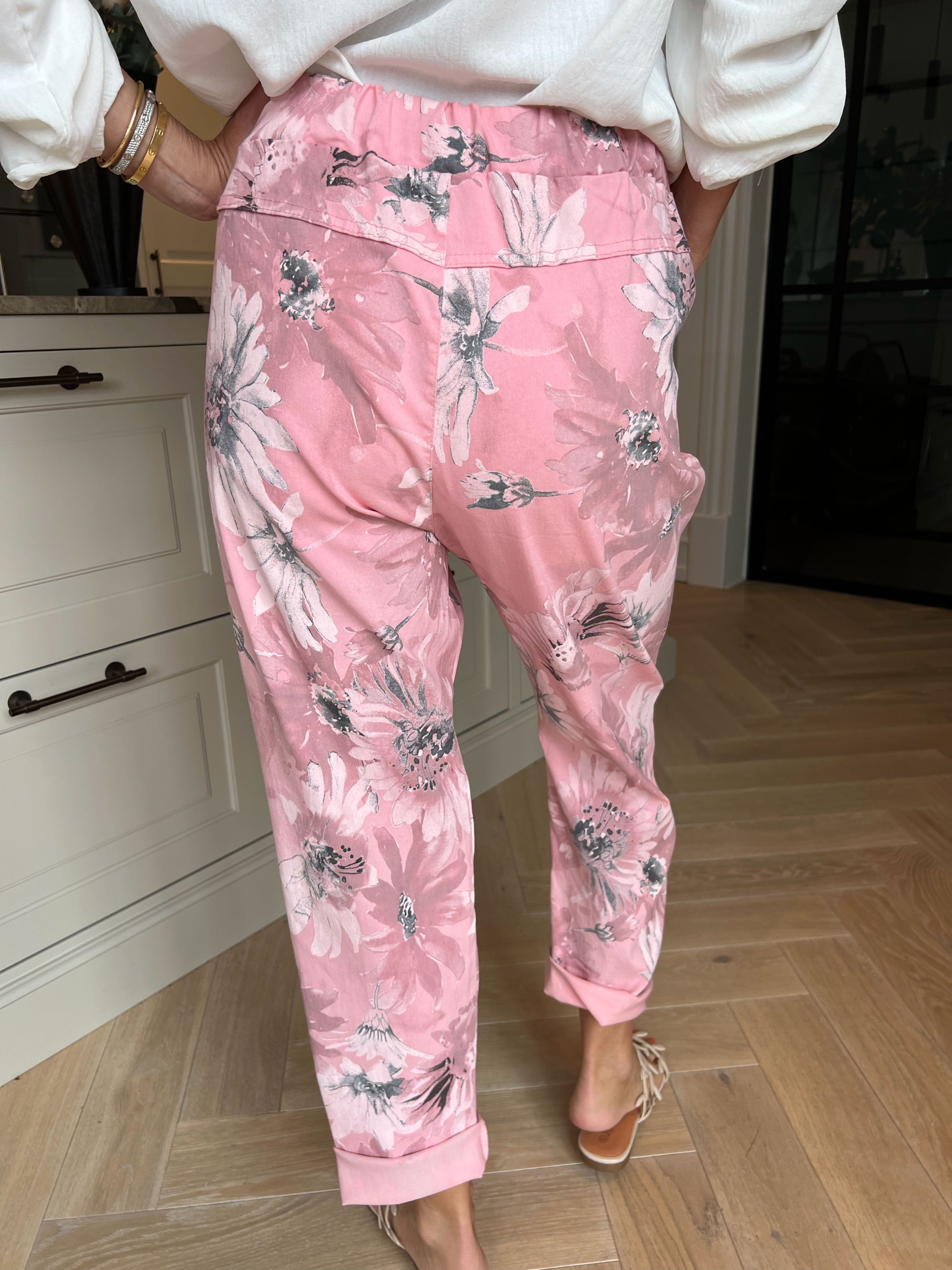 Dakota - Plus size bukser i viskoseblanding med blomsterprint og elastikkant i livet