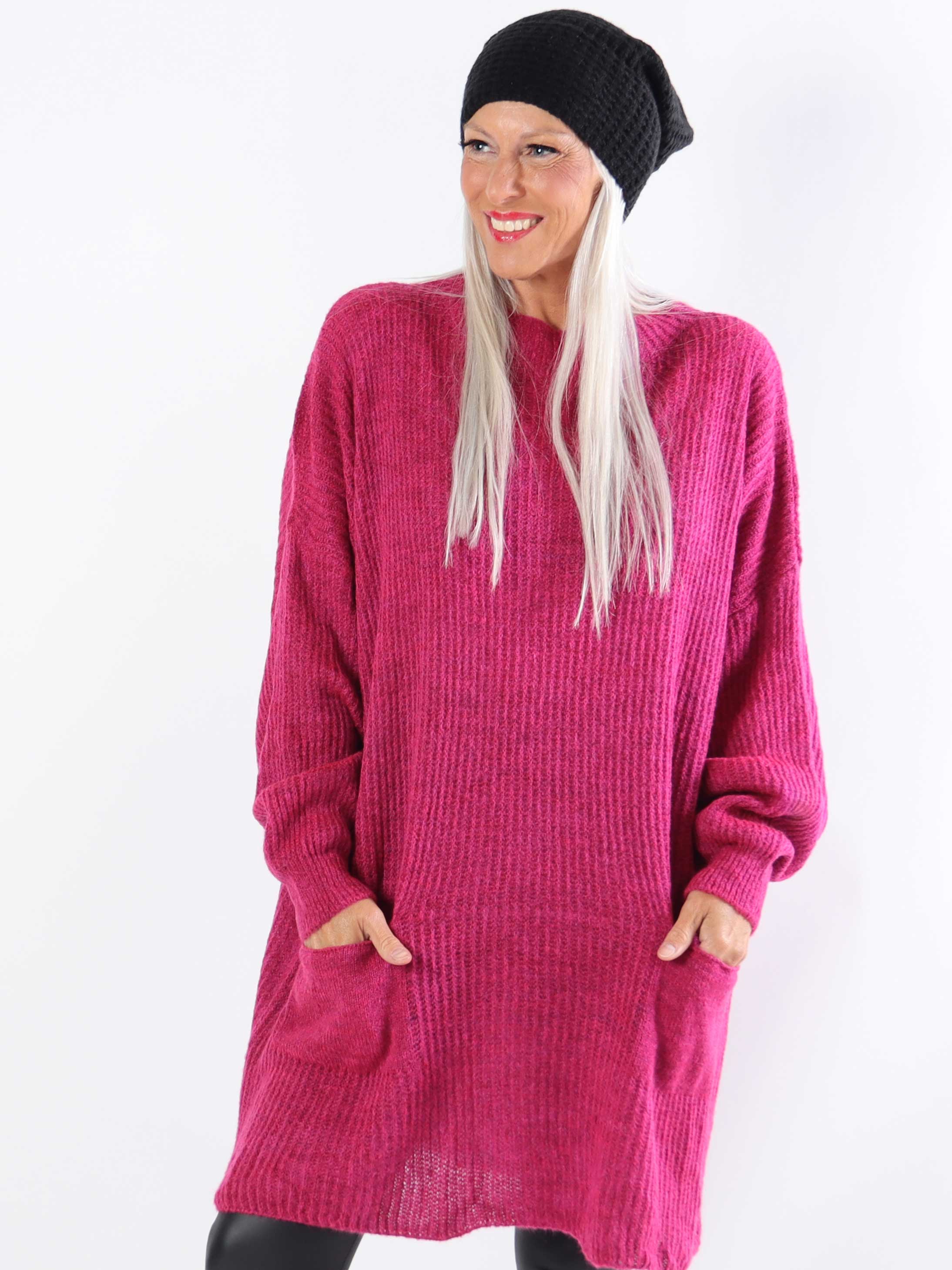 Dakota - Lang plus size strikbluse med lommer