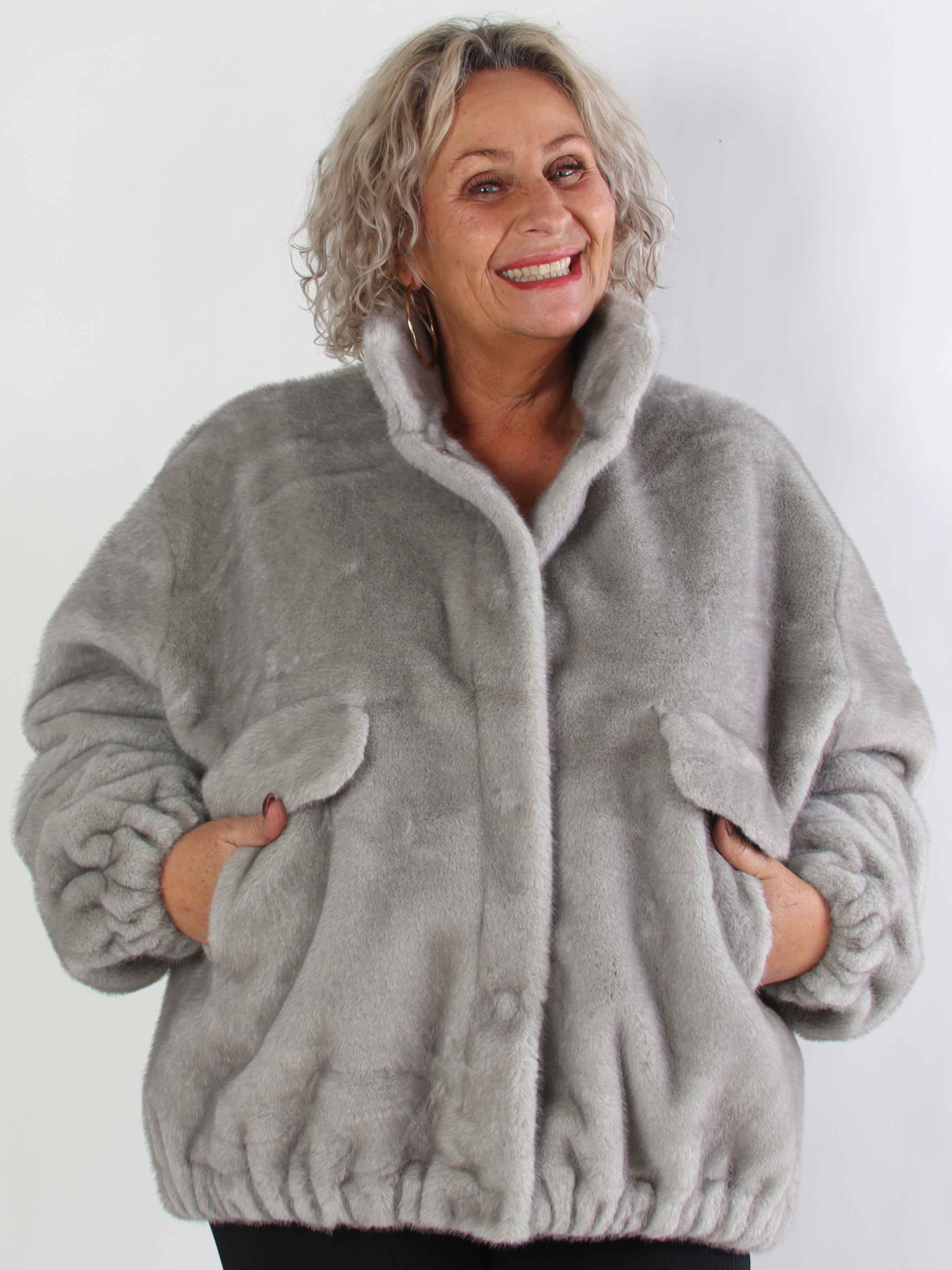 Daniela - Blød faux fur bomberjakke