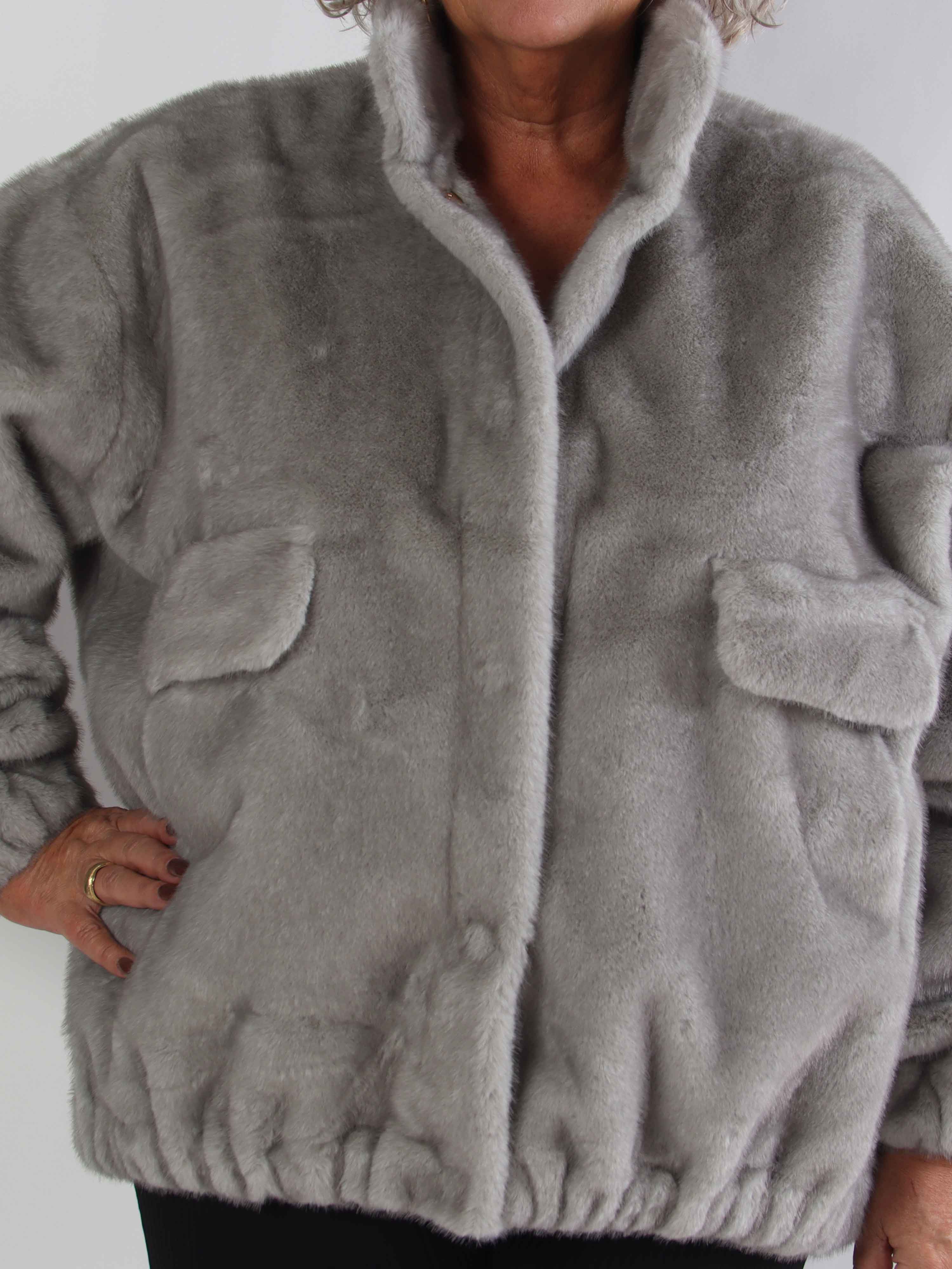 Daniela - Blød faux fur bomberjakke