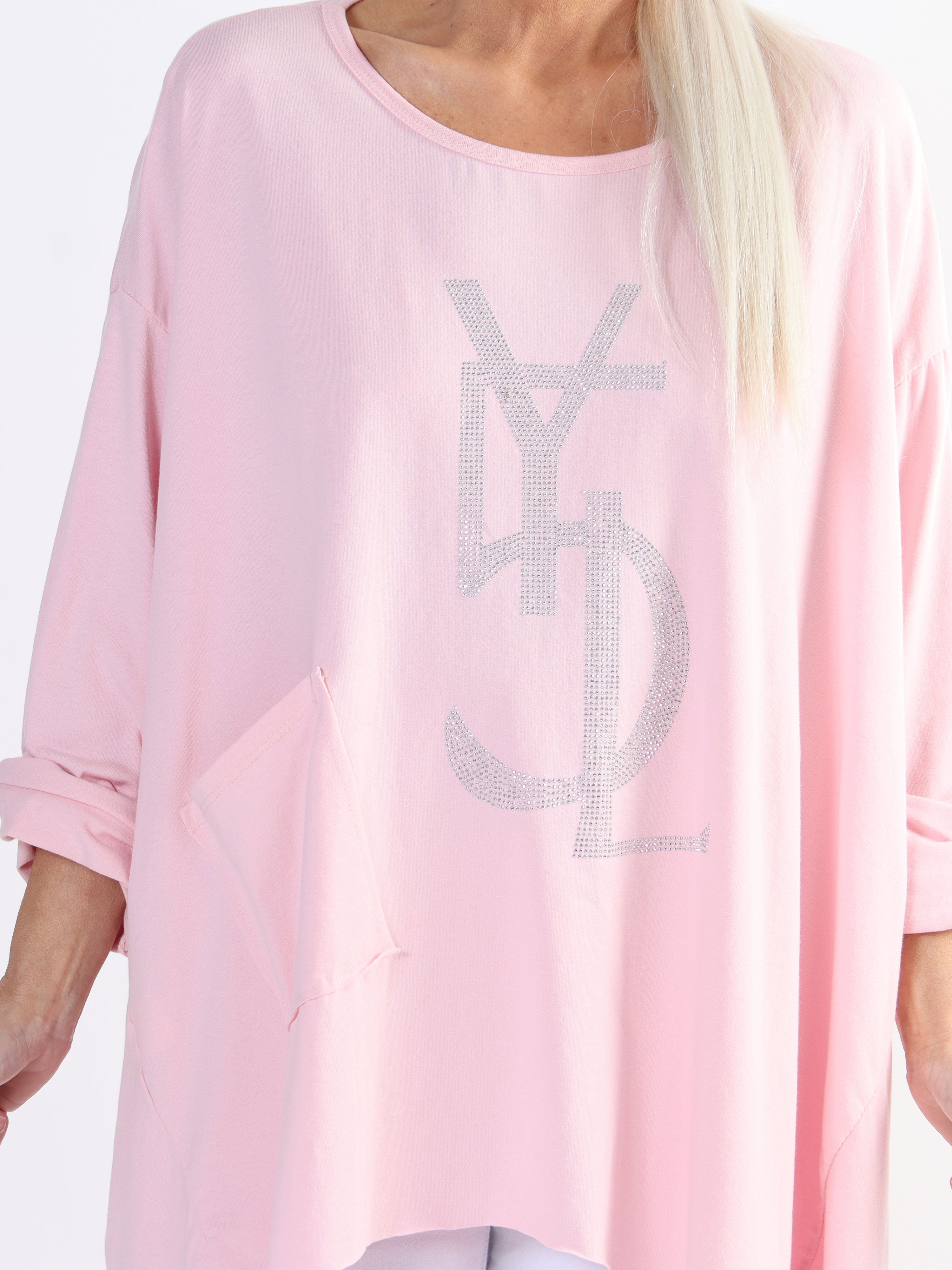 Daniella - Plus size bluse med forskellige snit og similisten