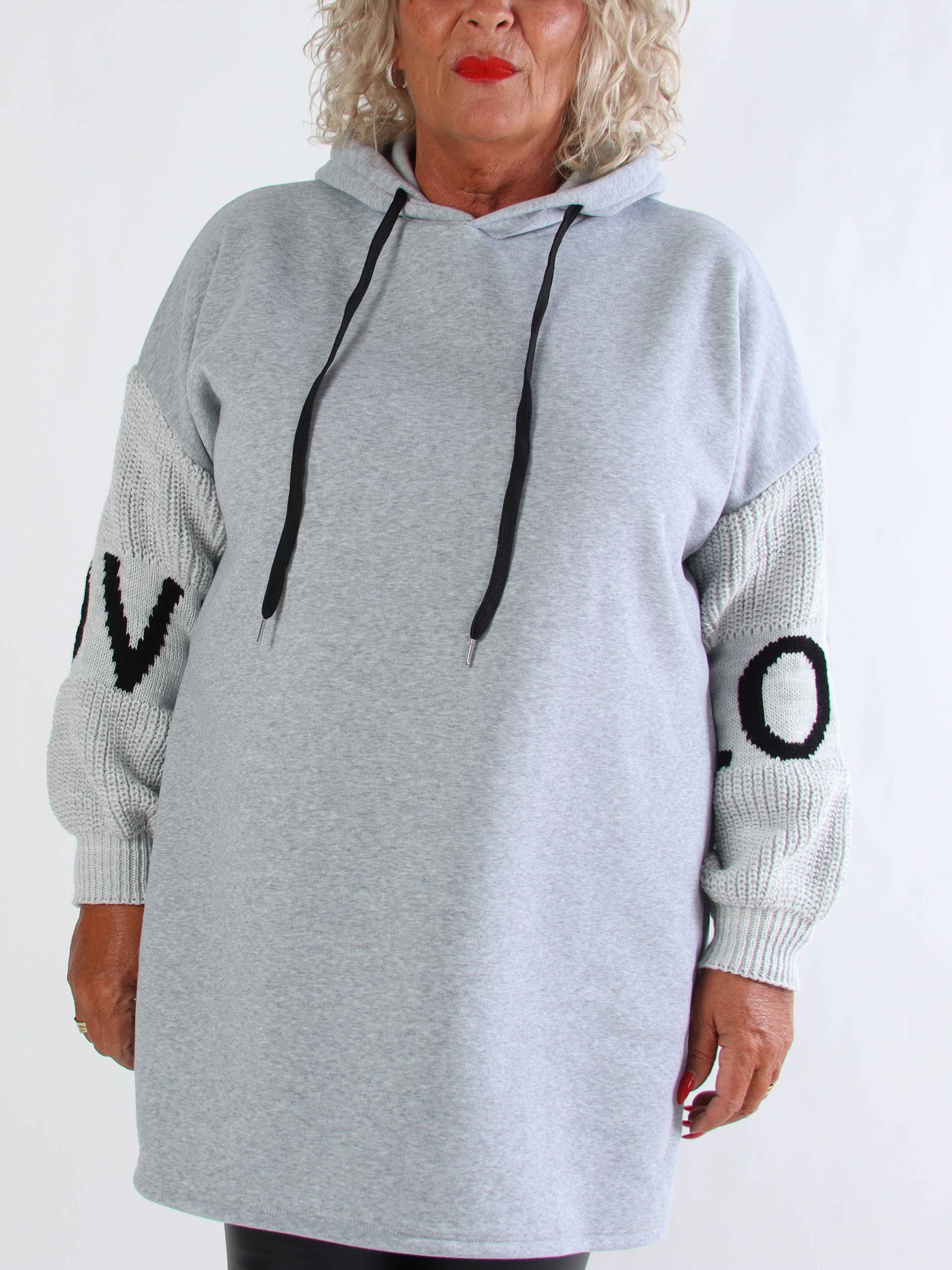 Debbie Hoodie - Plus size hoodie med strikærmer