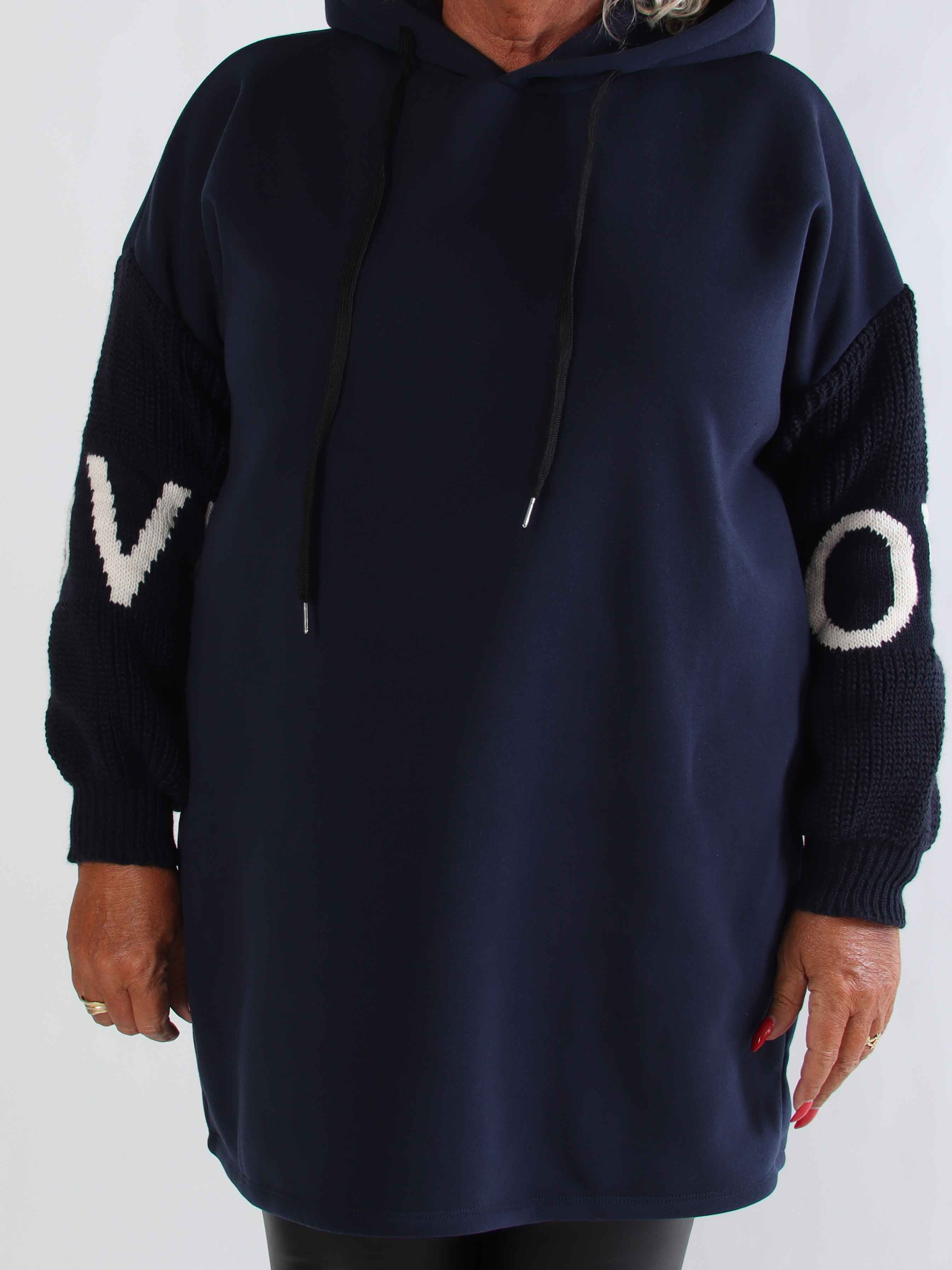 Debbie Hoodie - Plus size hoodie med strikærmer