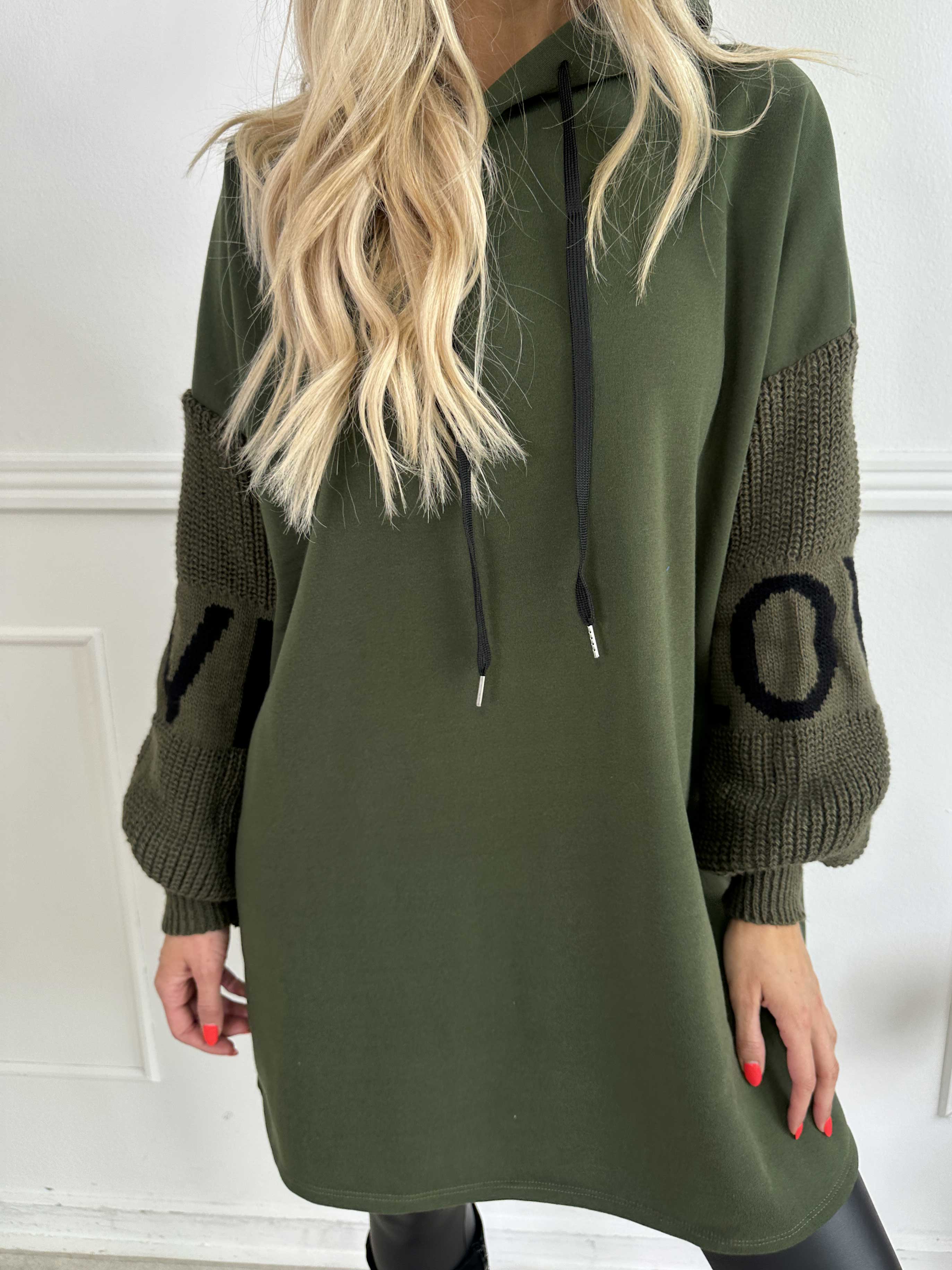 Debbie Hoodie - Oversized hoodie med strikærmer (bestseller)