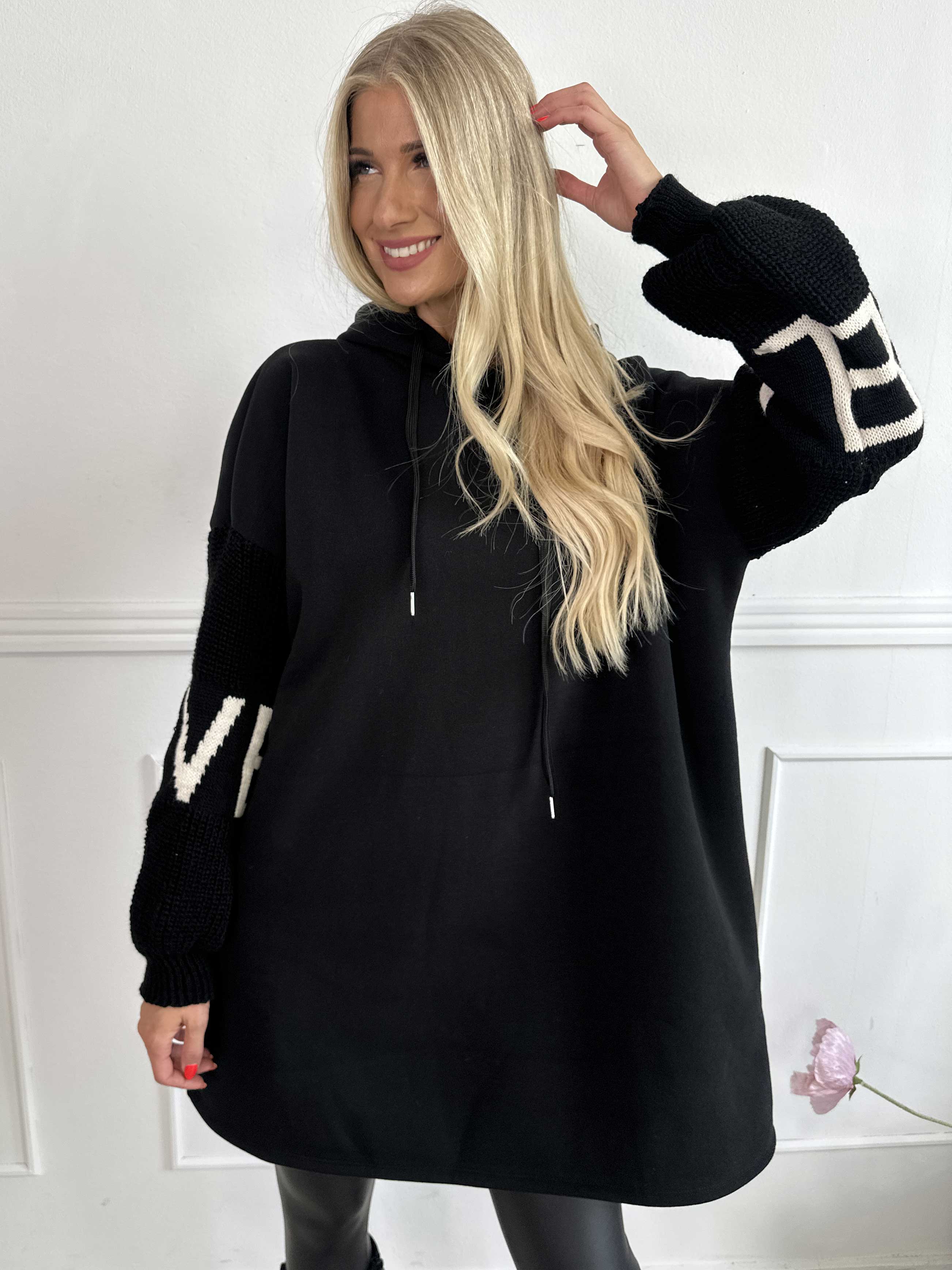 Debbie Hoodie - Oversized hoodie med strikærmer (bestseller)