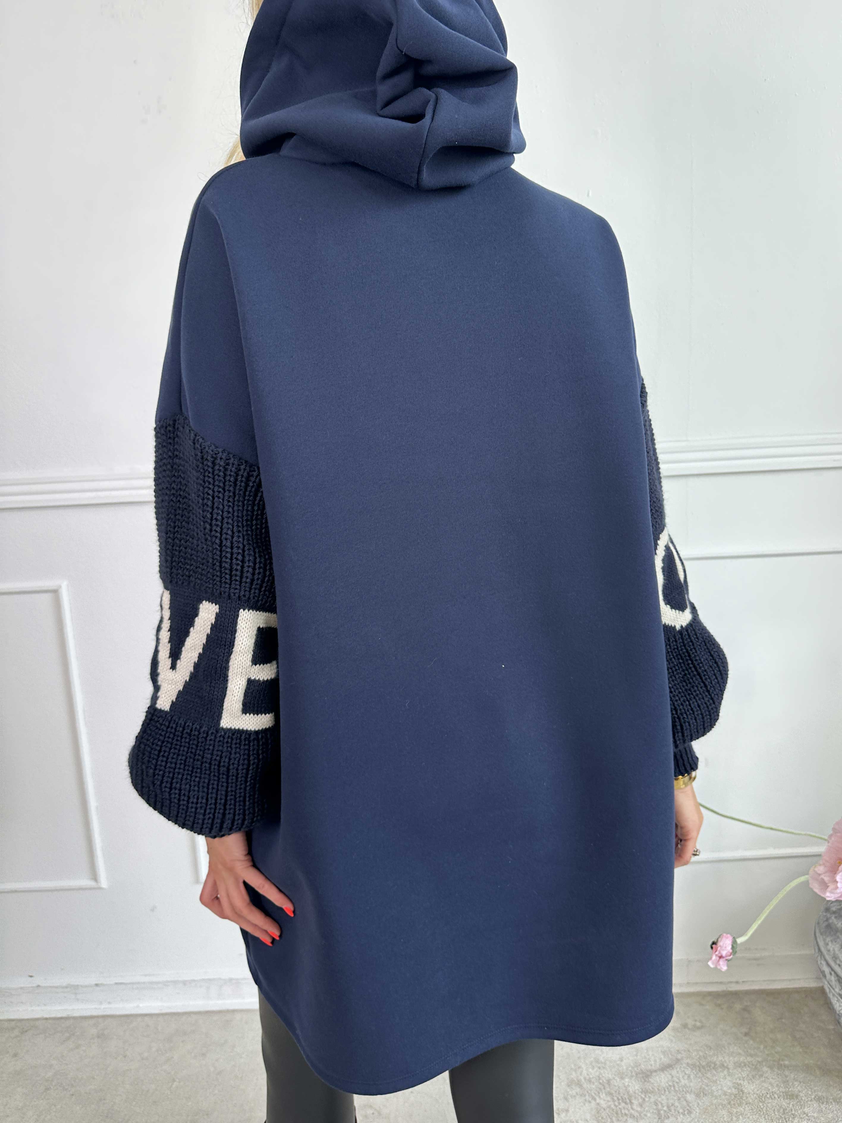 Debbie Hoodie - Oversized hoodie med strikærmer (bestseller)