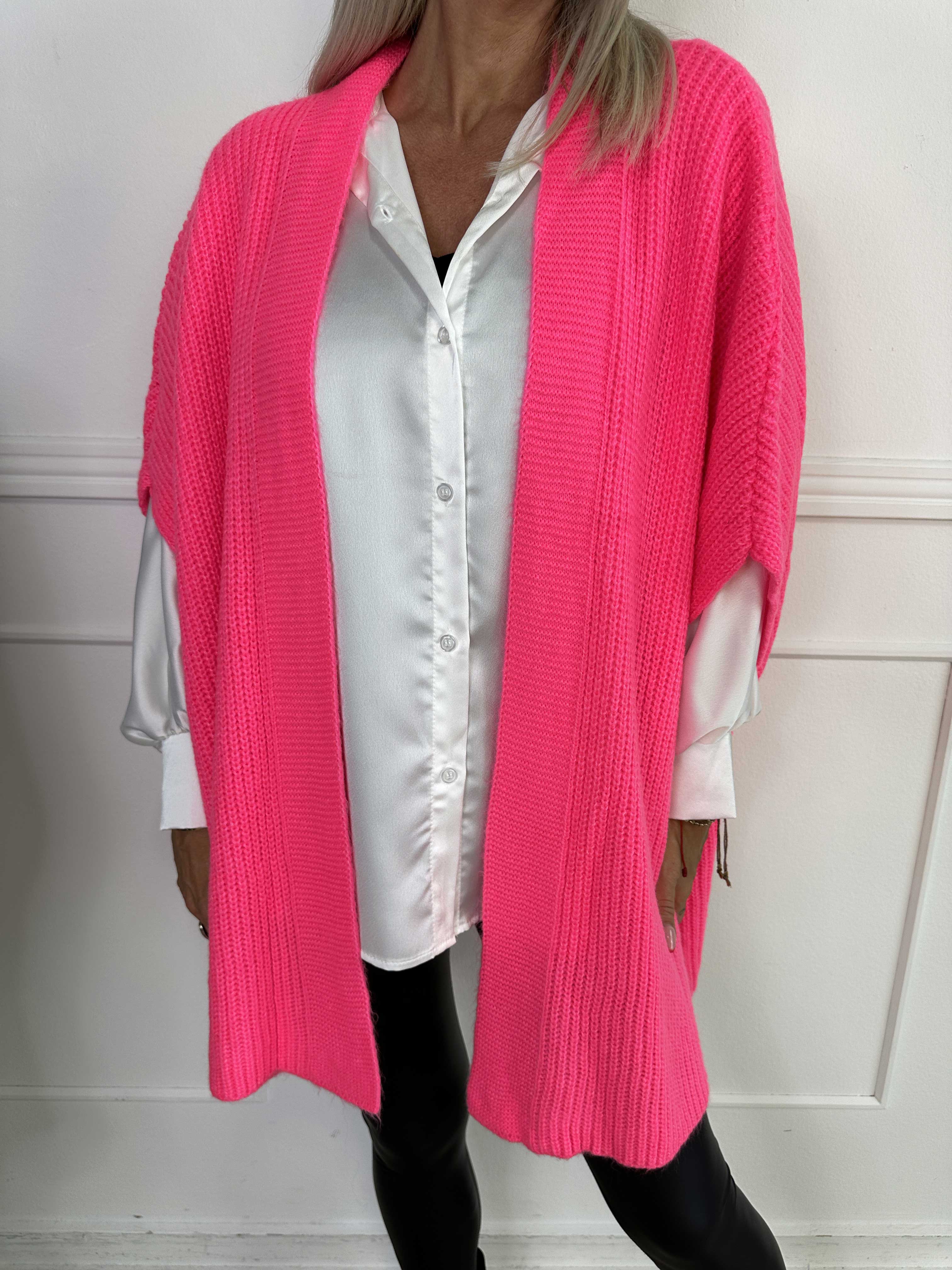 Delfini - Ensfarvet strikcardigan med korte ærmer