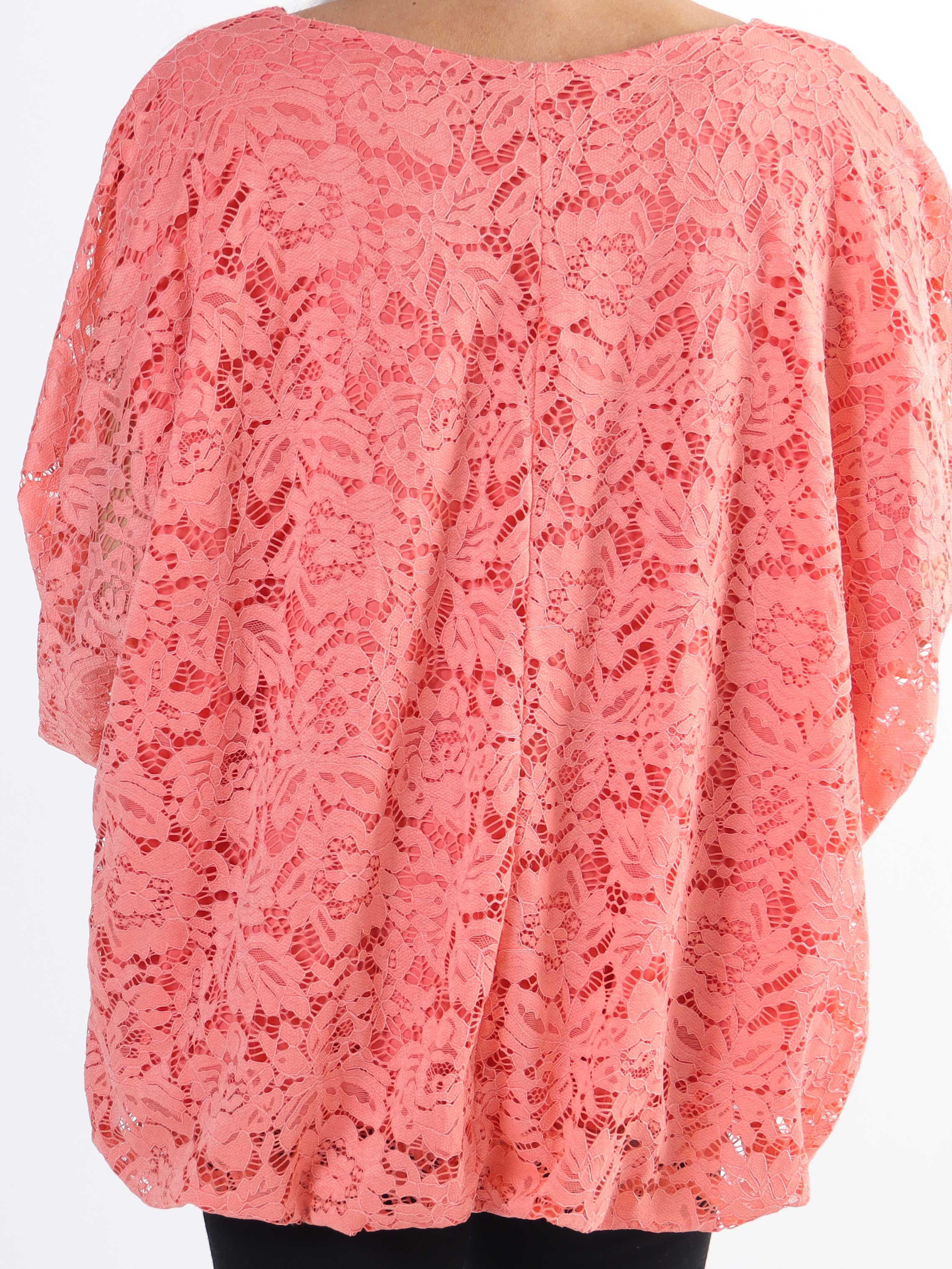 Destiny Lace - Plus size bluse i blonde med flagermusærmer