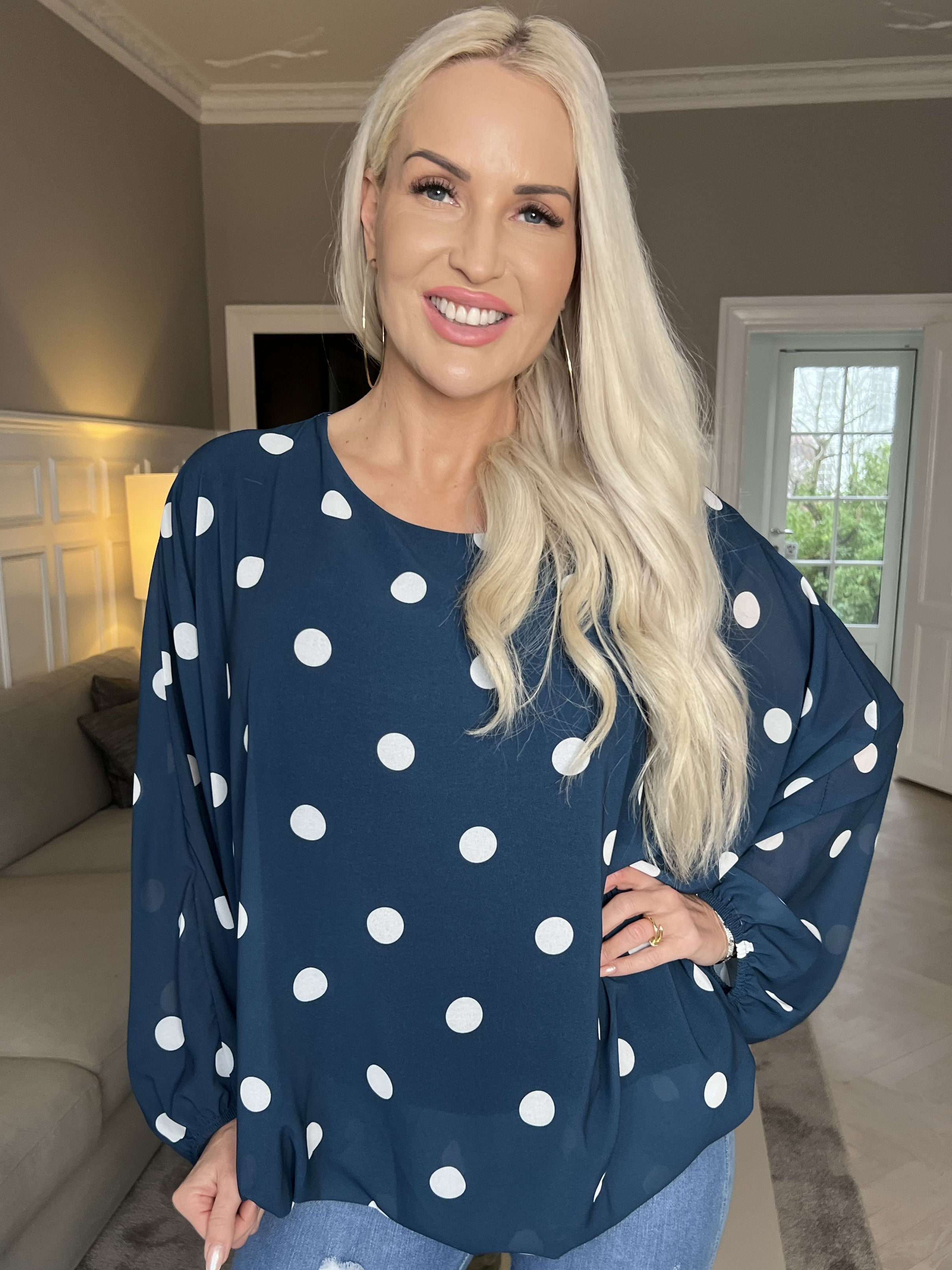 Destiny Dot - Bluse i chiffon med prikker