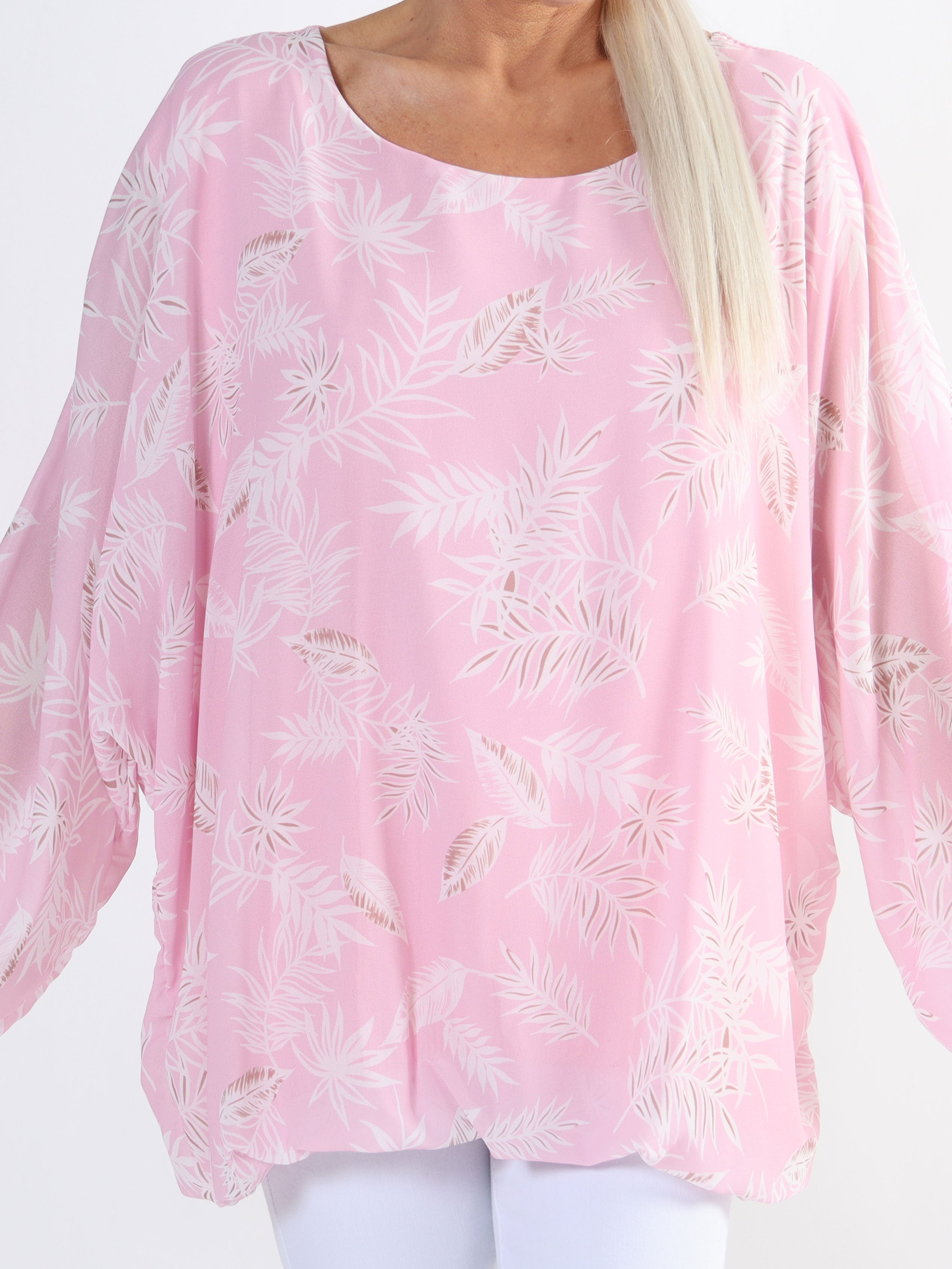 Destiny Leaf - Plus size bluse i chiffon med bladmønster