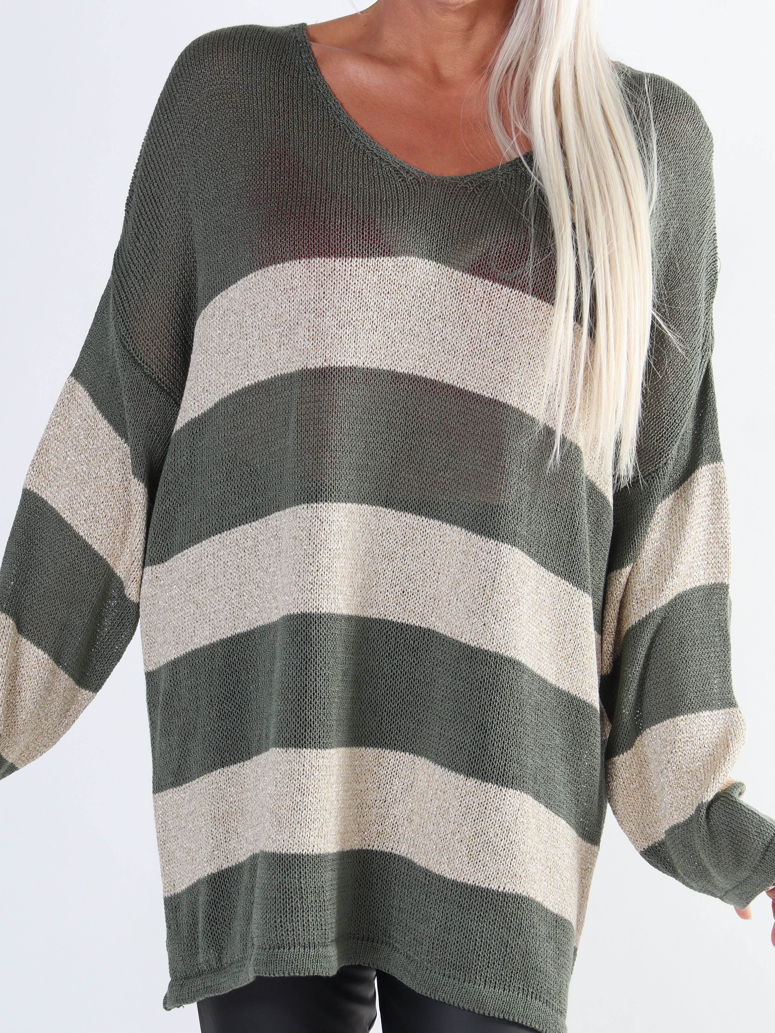 Dima - Plus size strik i viskose med guld striber