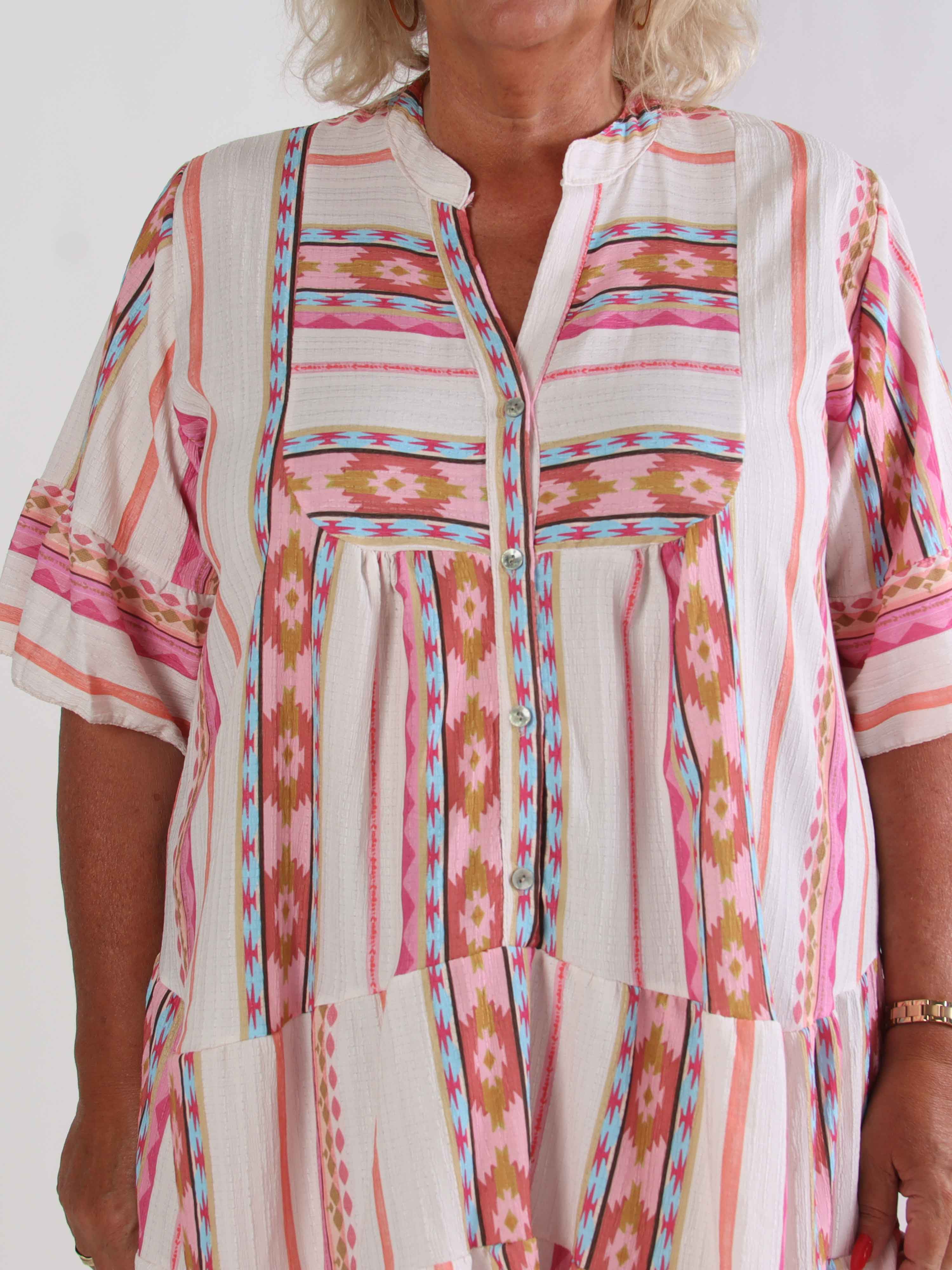 Dizzy - Mønstret kjole i viskose med knapper ved brystet