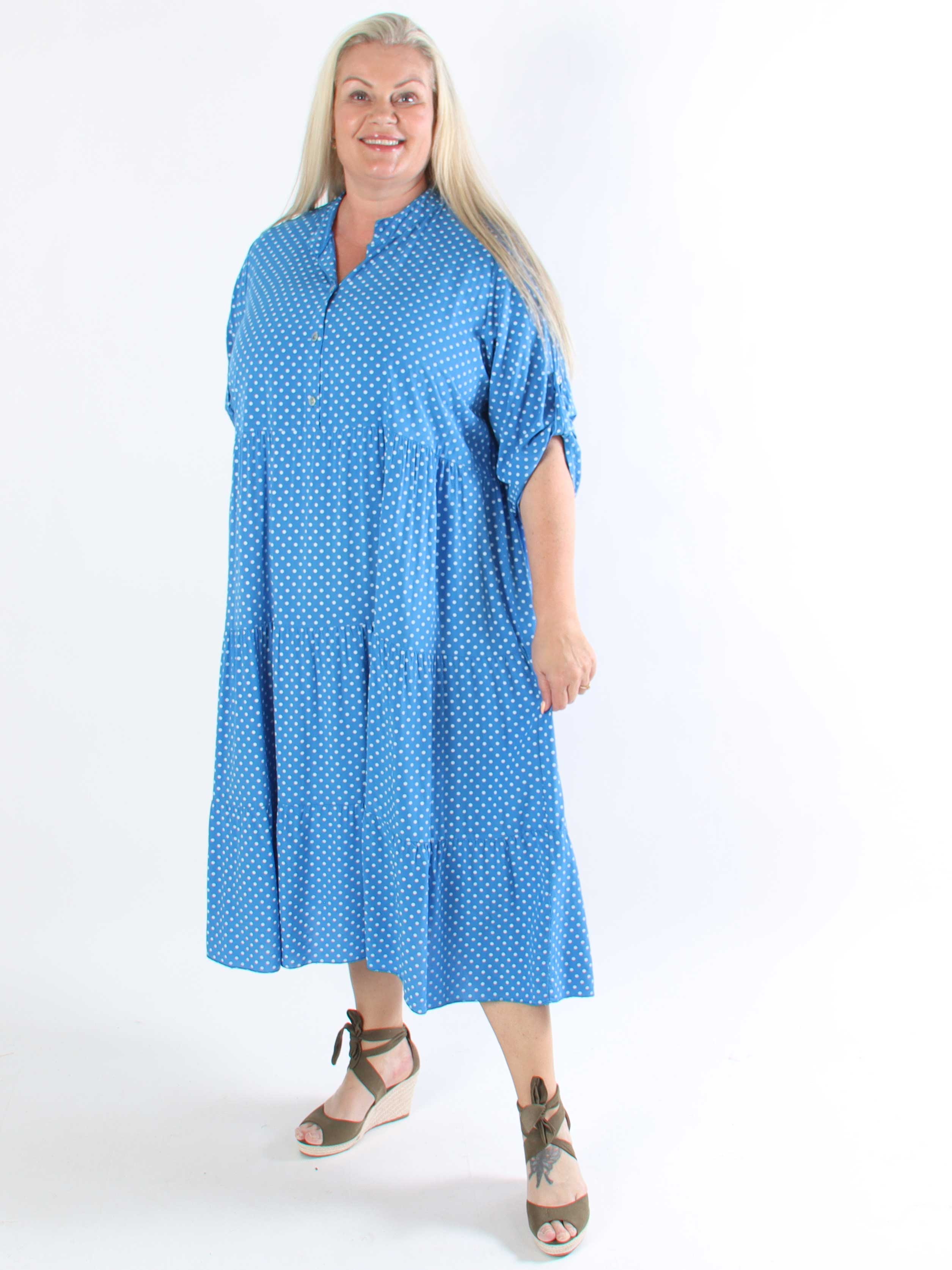 Dotti - Plus size kjole med lag på lag look i viskose