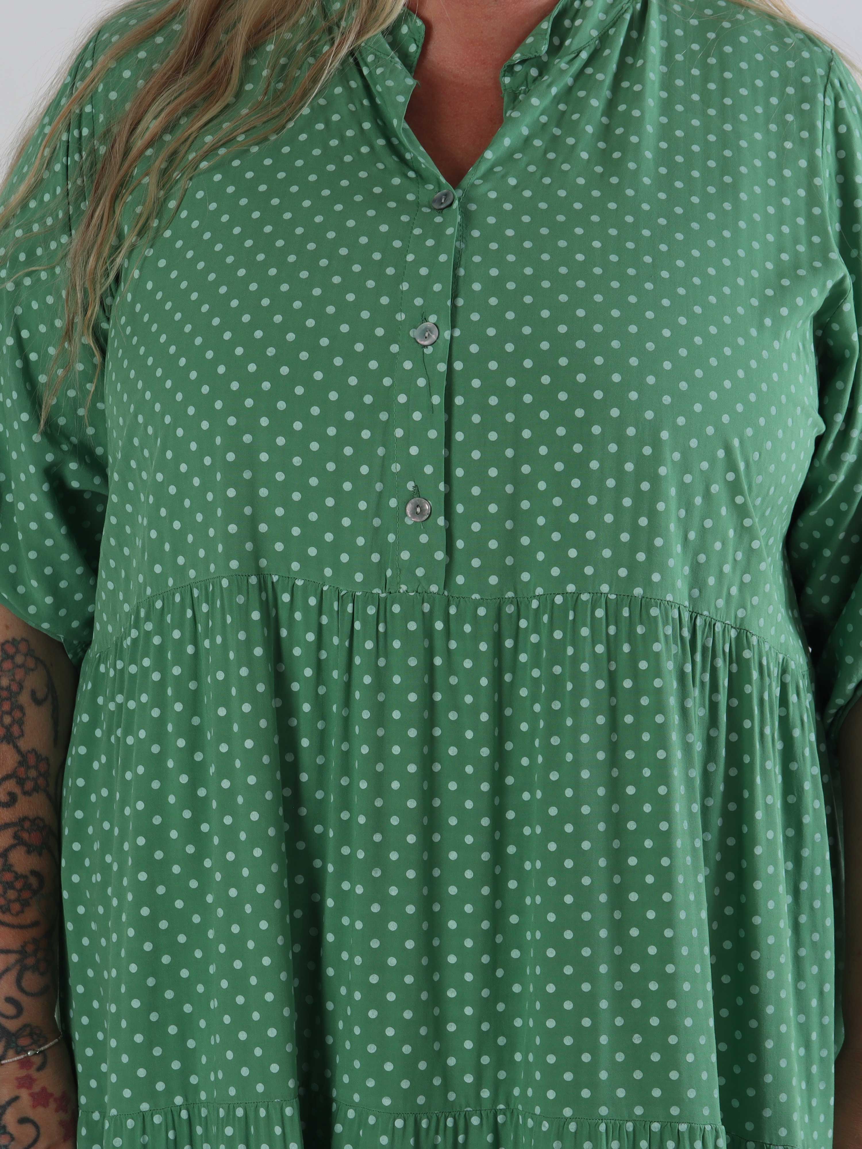 Dotti - Plus size kjole med lag på lag look i viskose