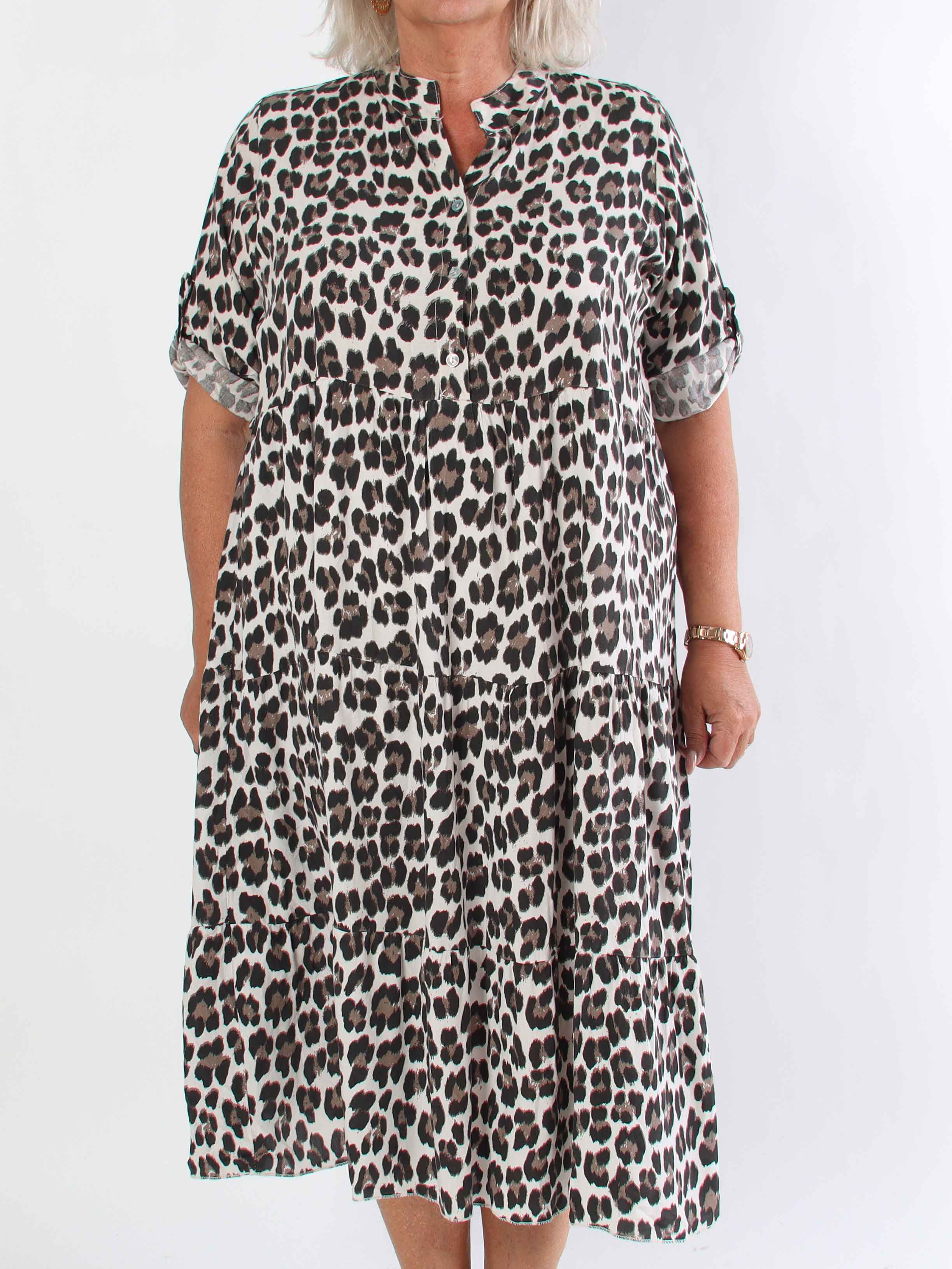 Dotti Leo - Kjole med leopardprint i viskose med lag på lag look