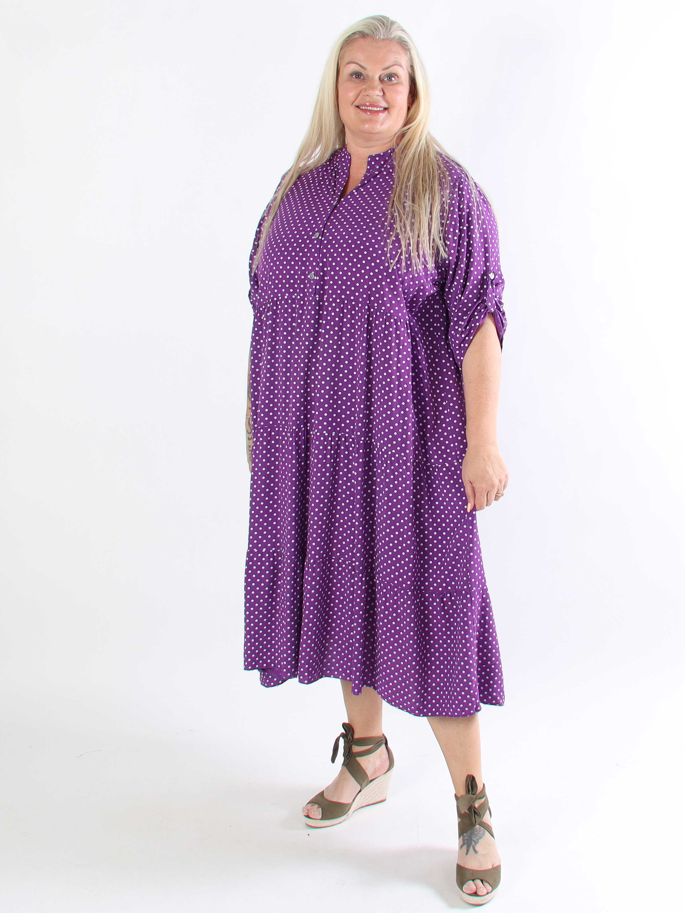 Dotti - Plus size kjole med lag på lag look i viskose